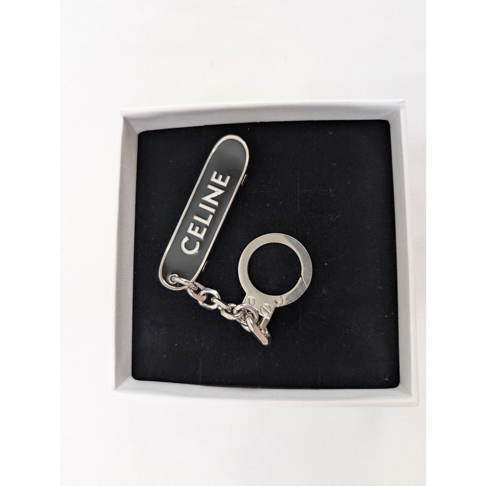 Celine o1rshd1 Q:3 / Size: OS / Skate Key Chain in Black Size ONE SIZE - 10 Thumbnail