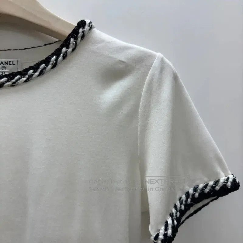 Chanel Chanel White Cotton T-Shirt with Distinctive Trim . Size S / US 4 / IT 40 - 4 Thumbnail