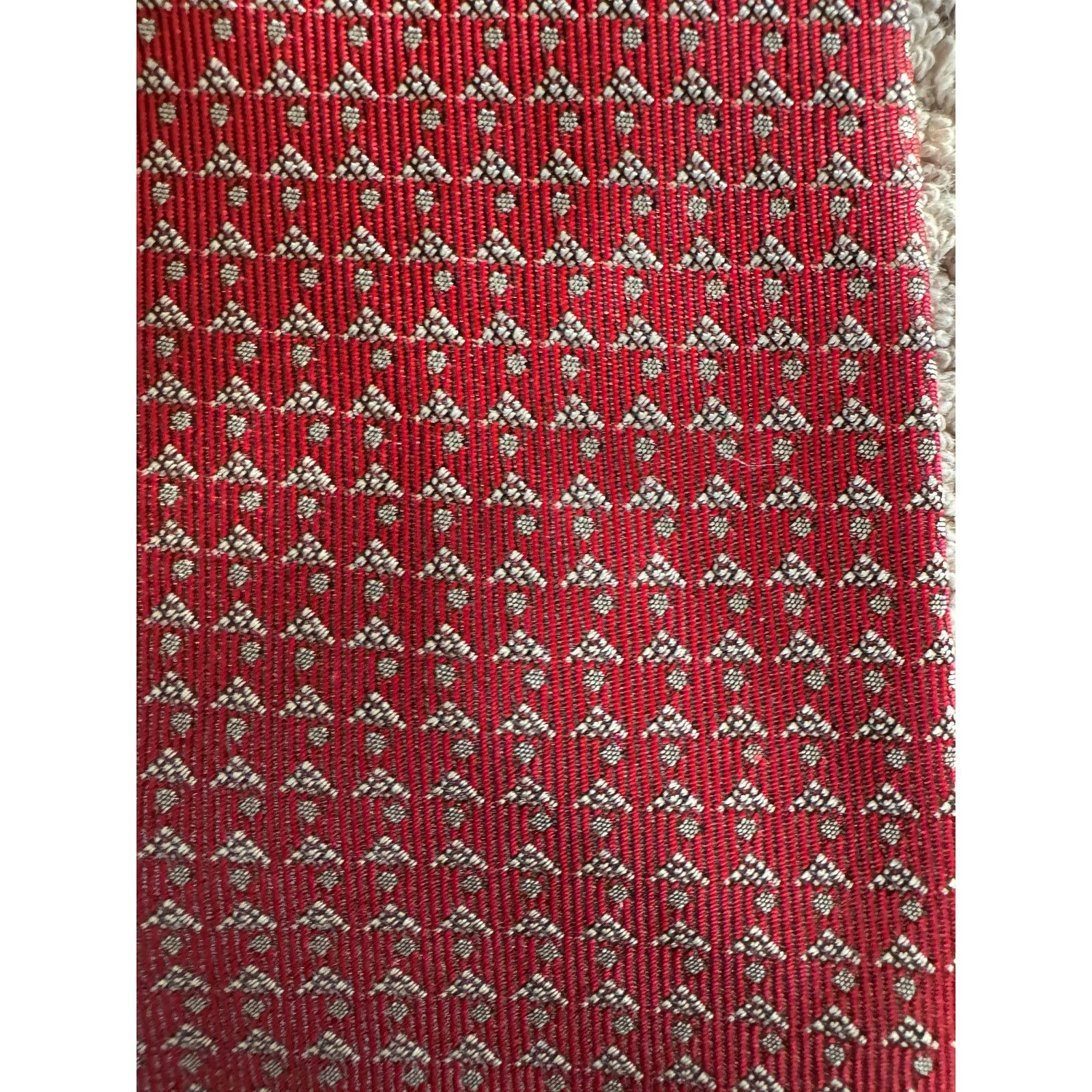 Peter Millar Italy Bottega Veneta Beautiful Red 100% Silk Tie Size ONE SIZE - 4 Thumbnail