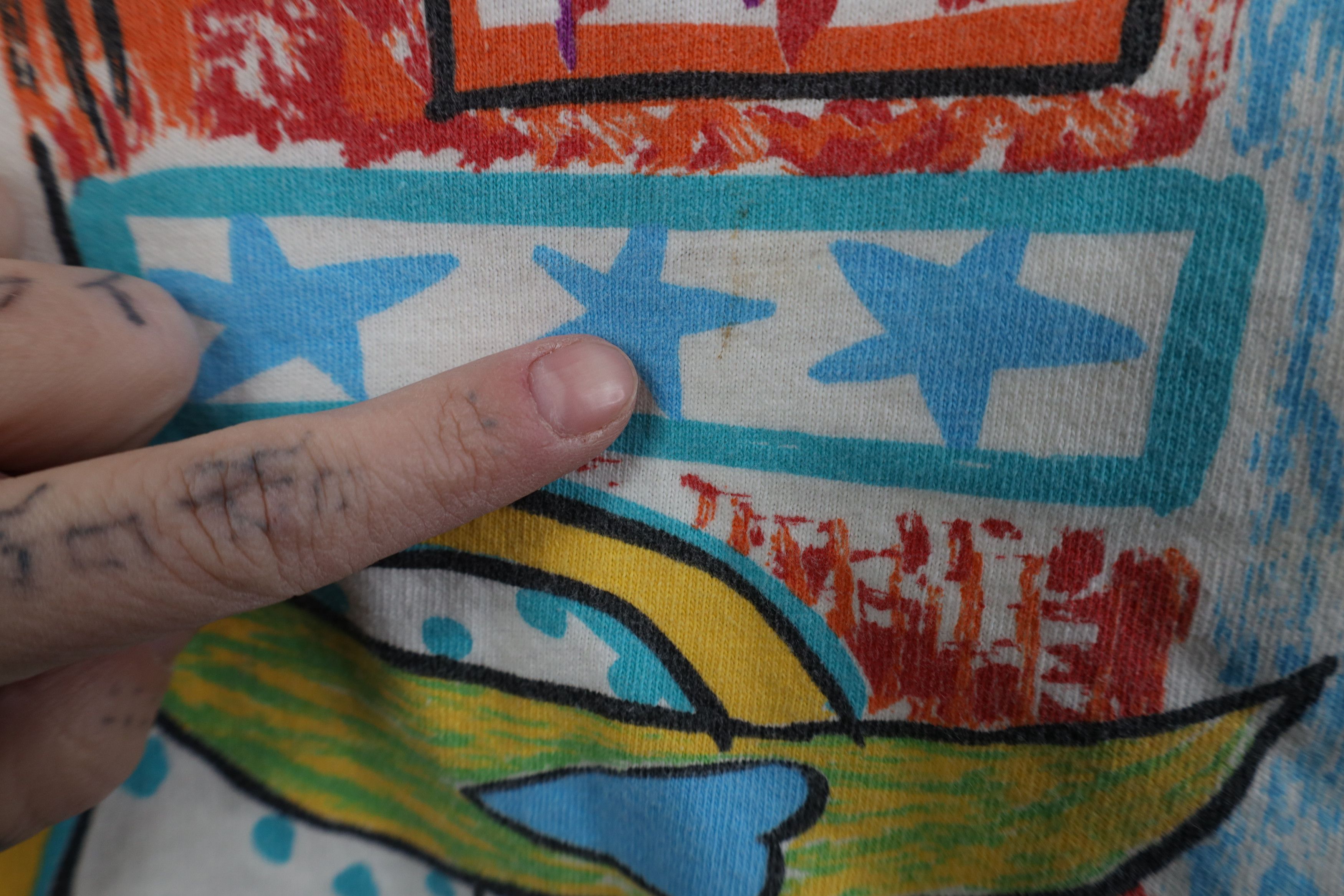 Vintage Vintage 90s Streetwear Picasso Abstract Art T-Shirt USA Size XXL / US 16-18 / IT 52-54 - 8 Thumbnail