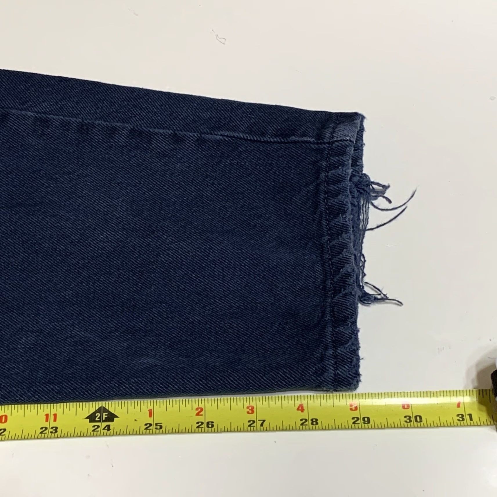 Guess VINTAGE GUESS Jeans USA Georges Marciano High Waisted Tapered Leg 26x29 Blue Denim Mens 80s 90s Style #10075 Size US 26 / EU 42 - 7 Thumbnail