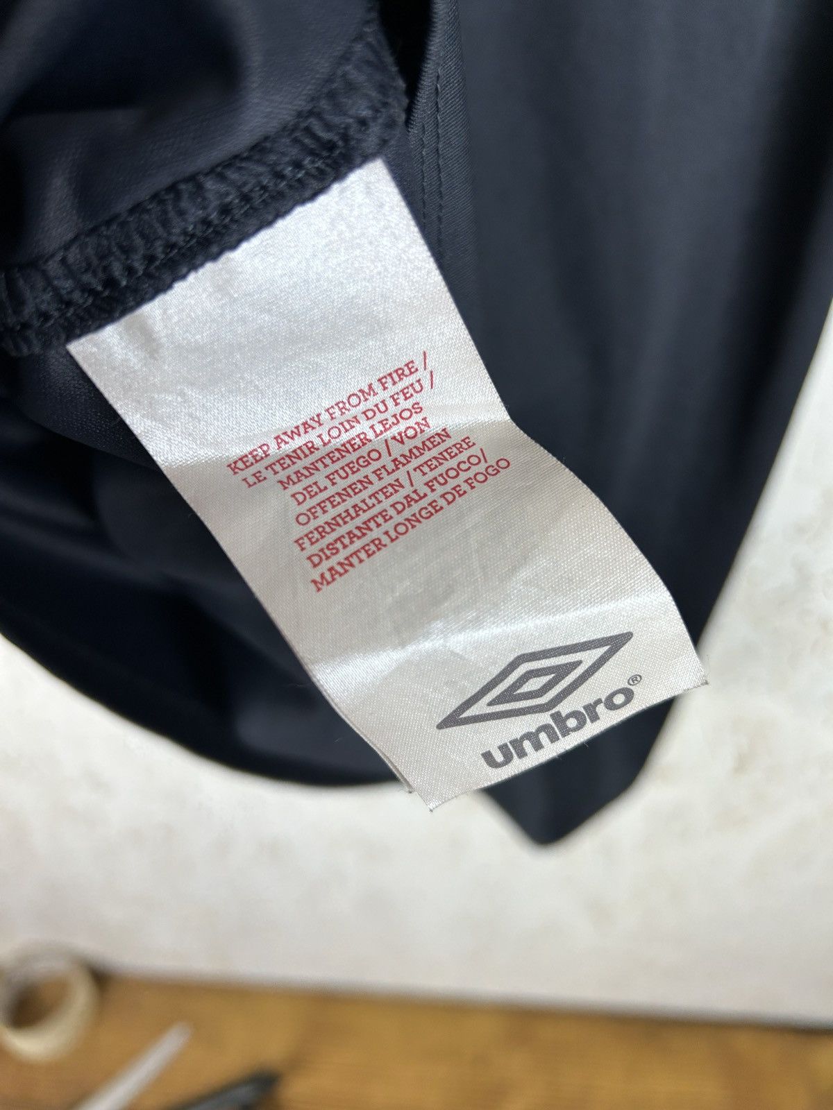 Umbro Vintage Umbro Manchester City 2012/13 Training Kit Jersey M Size US M / EU 48-50 / 2 - 9 Thumbnail