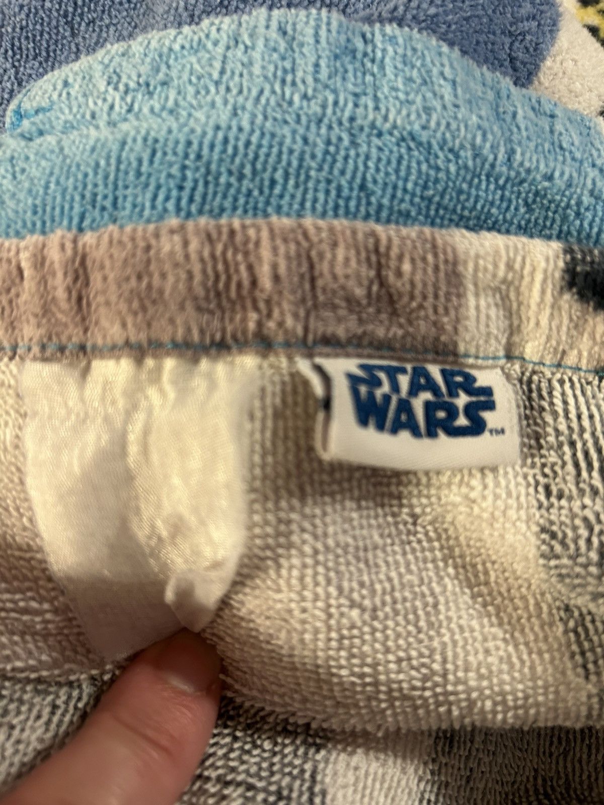 Star Wars Towel: Star wars vader c3po, skywalker stormtrooper r2d2 Size ONE SIZE - 7 Thumbnail