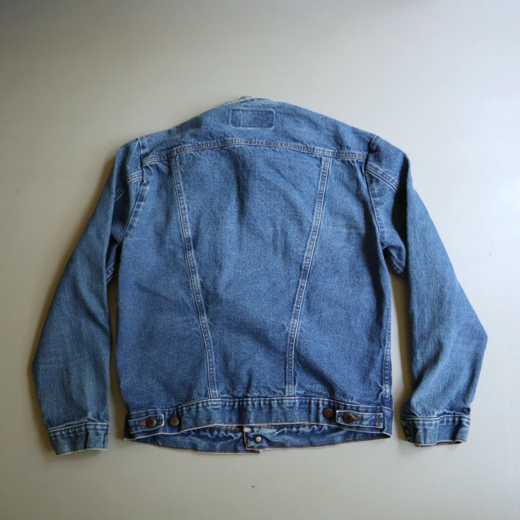 VINTAGE Wrangler Jacket Men’s Medium Blue Denim Trucker Cowboy Western 90s Wrangler Jacket Mens Blue Denim Short Sleeve?