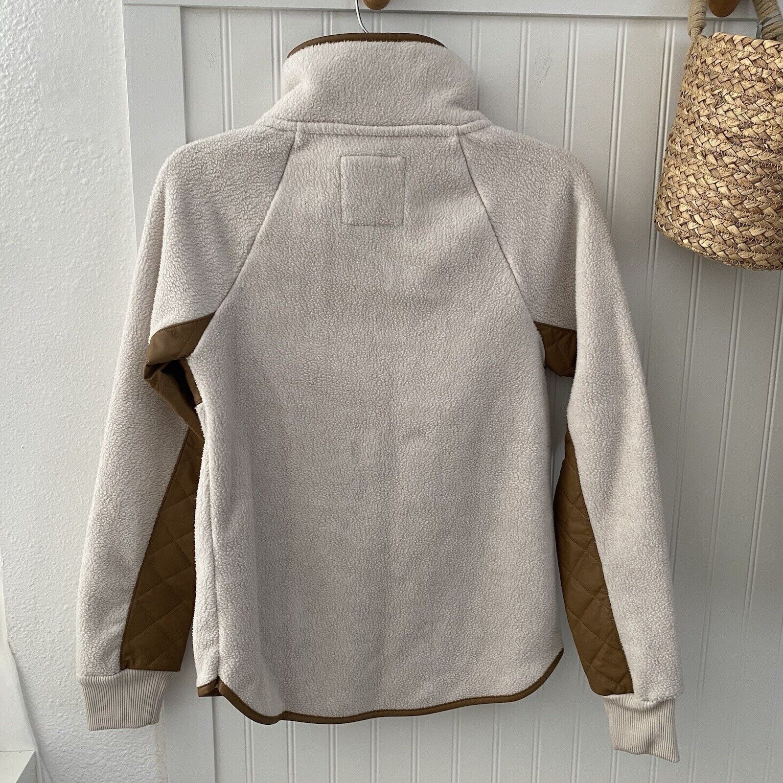 Abercrombie & Fitch Abercrombie & Fitch Womens Fleece Quilted Snap Popover Pull Size XXS / US 00 / IT 34 - 6 Thumbnail