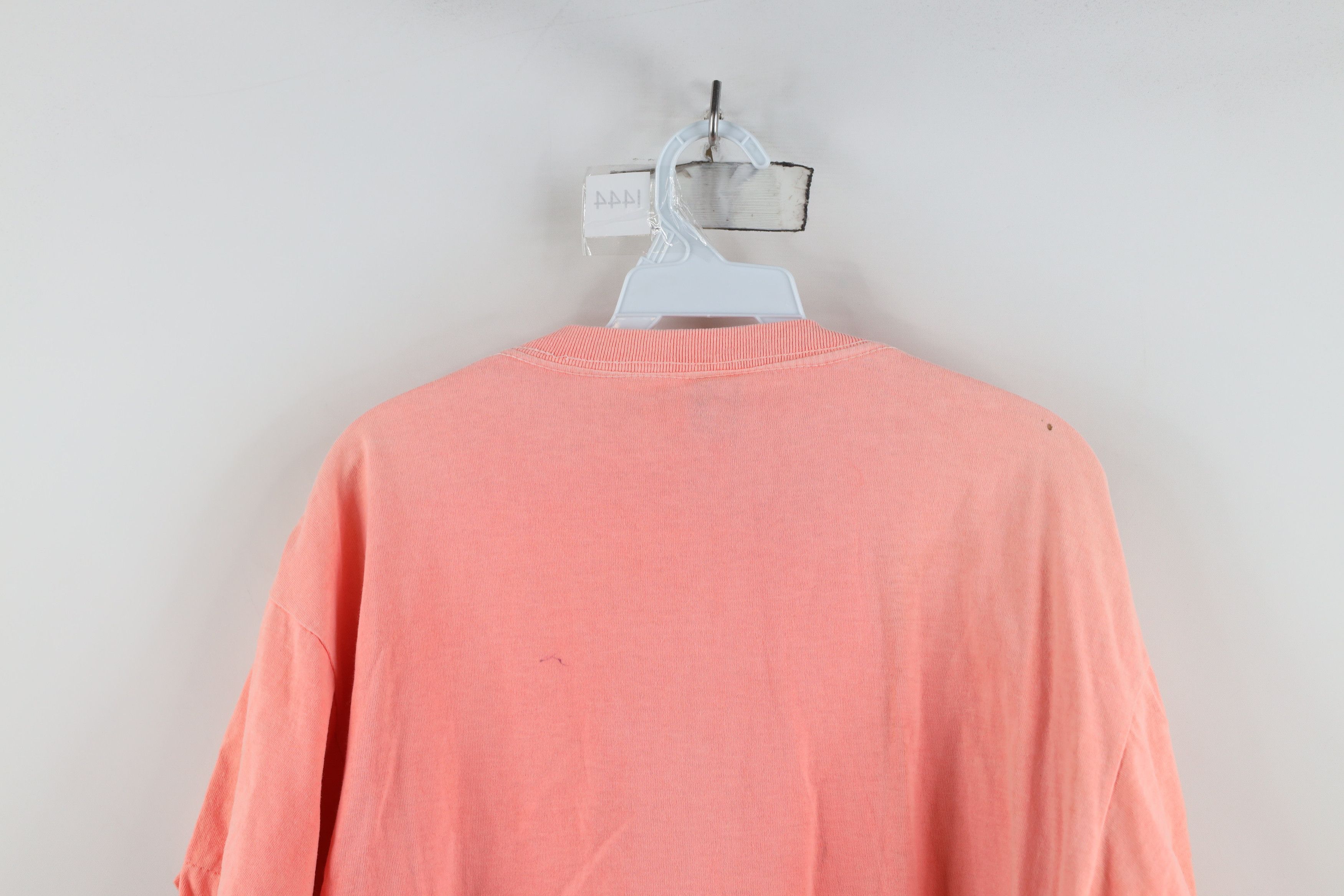 Vintage Vintage 90s LA Gear Paint Cropped Street Gym T-Shirt USA Size ONE SIZE - 13 Thumbnail