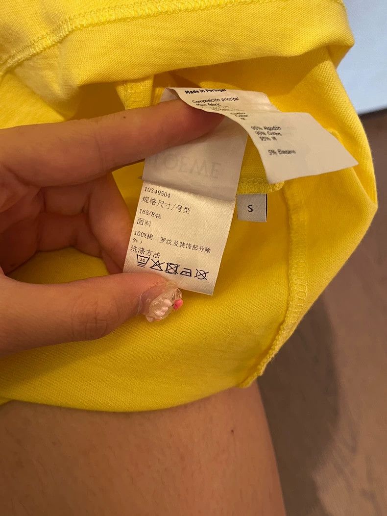 Loewe LOEWE Yellow small label short sleeve Size S / US 4 / IT 40 - 4 Thumbnail