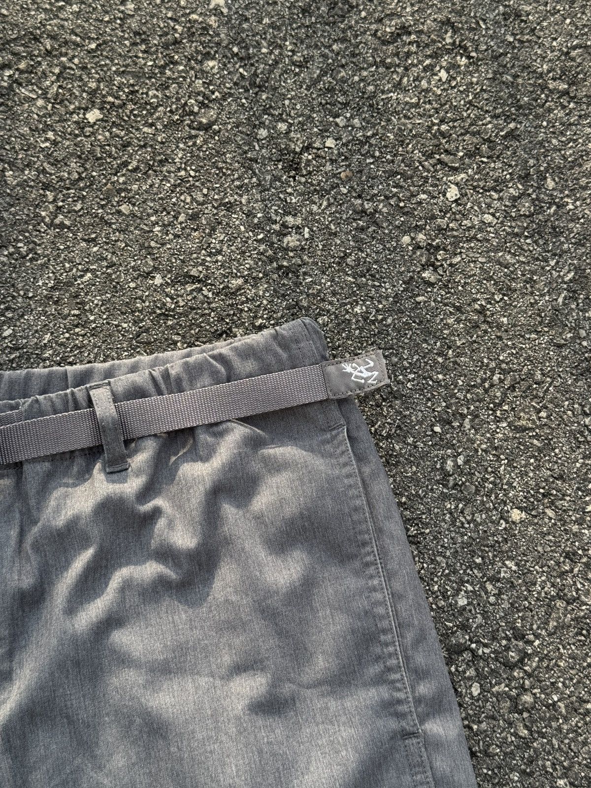 Gramicci Gramici men's golf pants elastic waist and a built-in belt Size US 34 / EU 50 - 7 Thumbnail