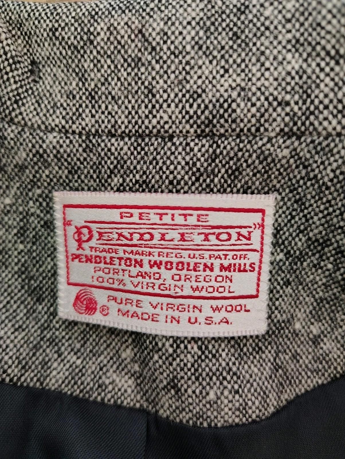 Pendleton Pendleton Vintage Virgin Wool Blazer Jacket Sz 2 Petite Gray Size XS / US 0-2 / IT 36-38 - 4 Thumbnail