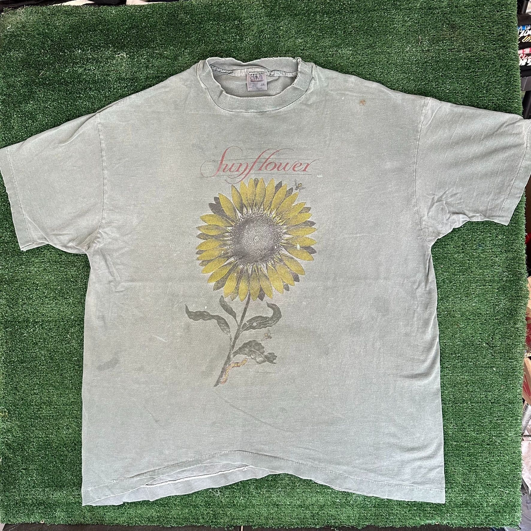 Anvil Vintage 90s Sunflower Floral Art T-Shirt Wildlife Nature Sin Size US XL / EU 56 / 4 - 1 Thumbnail