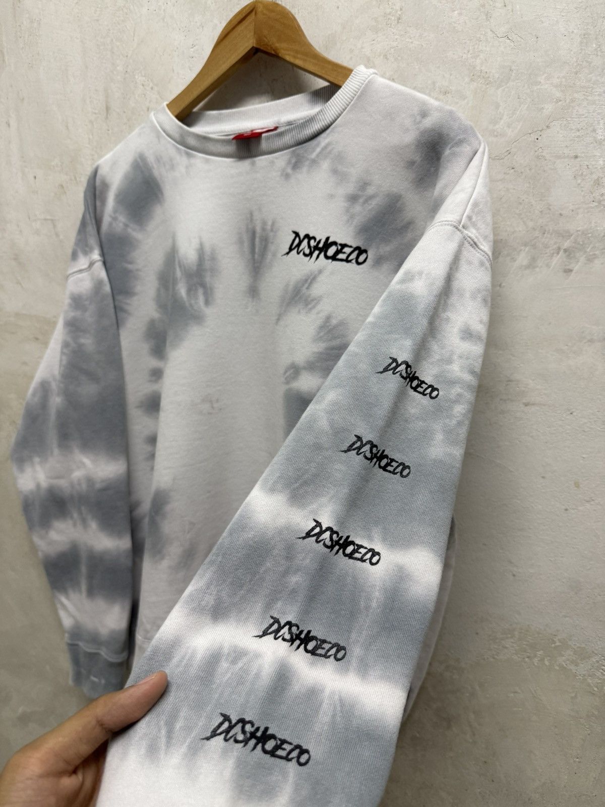 DC 2000s DCShoe Co USA Skate Baggy Sweatshirt Size US M / EU 48-50 / 2 - 6 Thumbnail