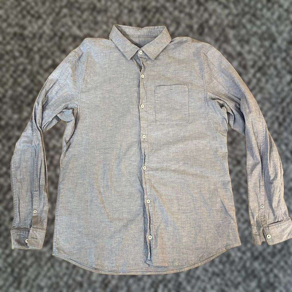 Lululemon Lululemon Shirt Mens Large Button Up Blue Chambray Chest Pocket Casual Size US L / EU 52-54 / 3 - 1 Thumbnail
