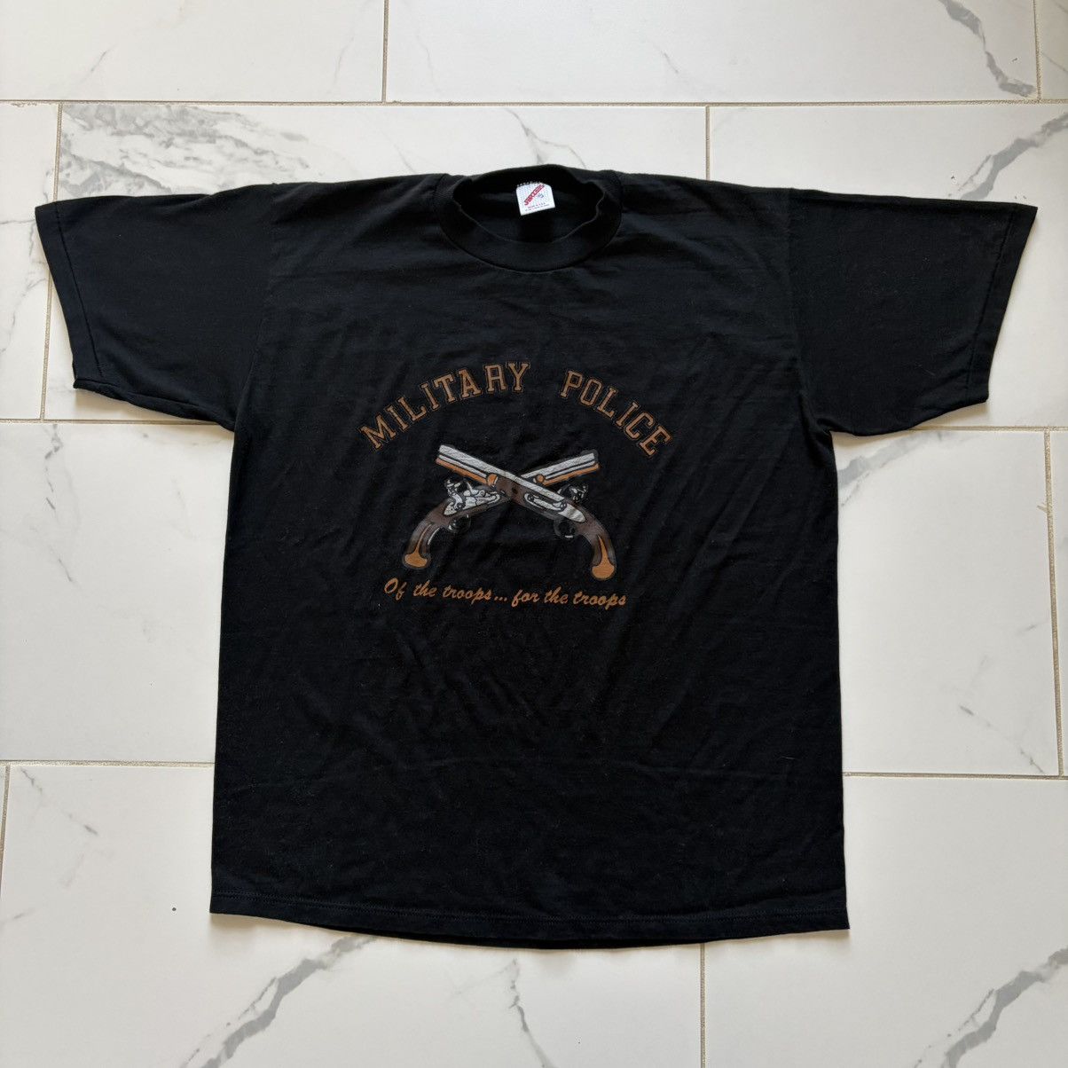 Vintage Vintage 1990s 90s Military Police Of The Troops T Shirt Tee Size US XL / EU 56 / 4 - 1 Thumbnail