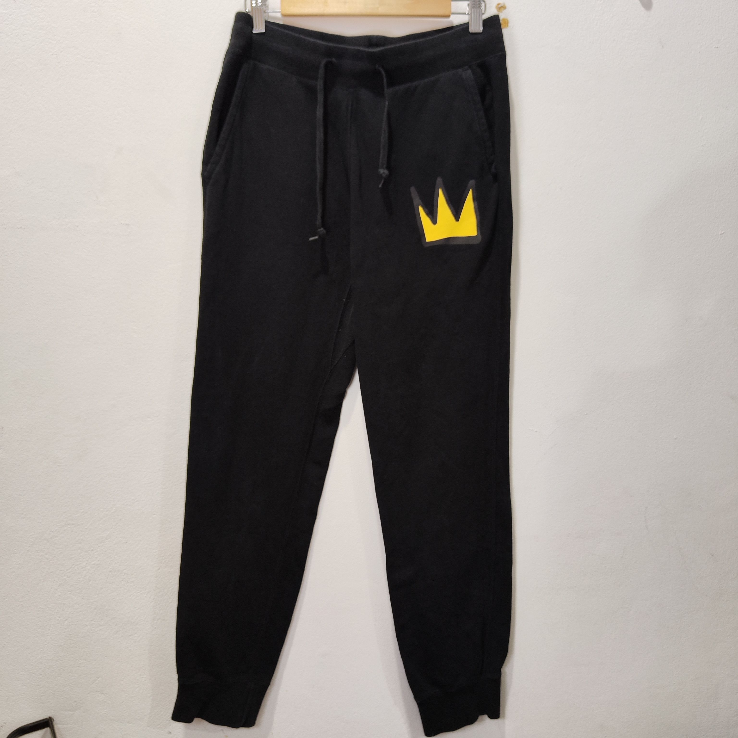Jean-Michel Basquiat Jean Michel Basquiat Uniqlo Sweatpants Jogger w30 Logo Size US 30 / EU 46 - 2 Thumbnail