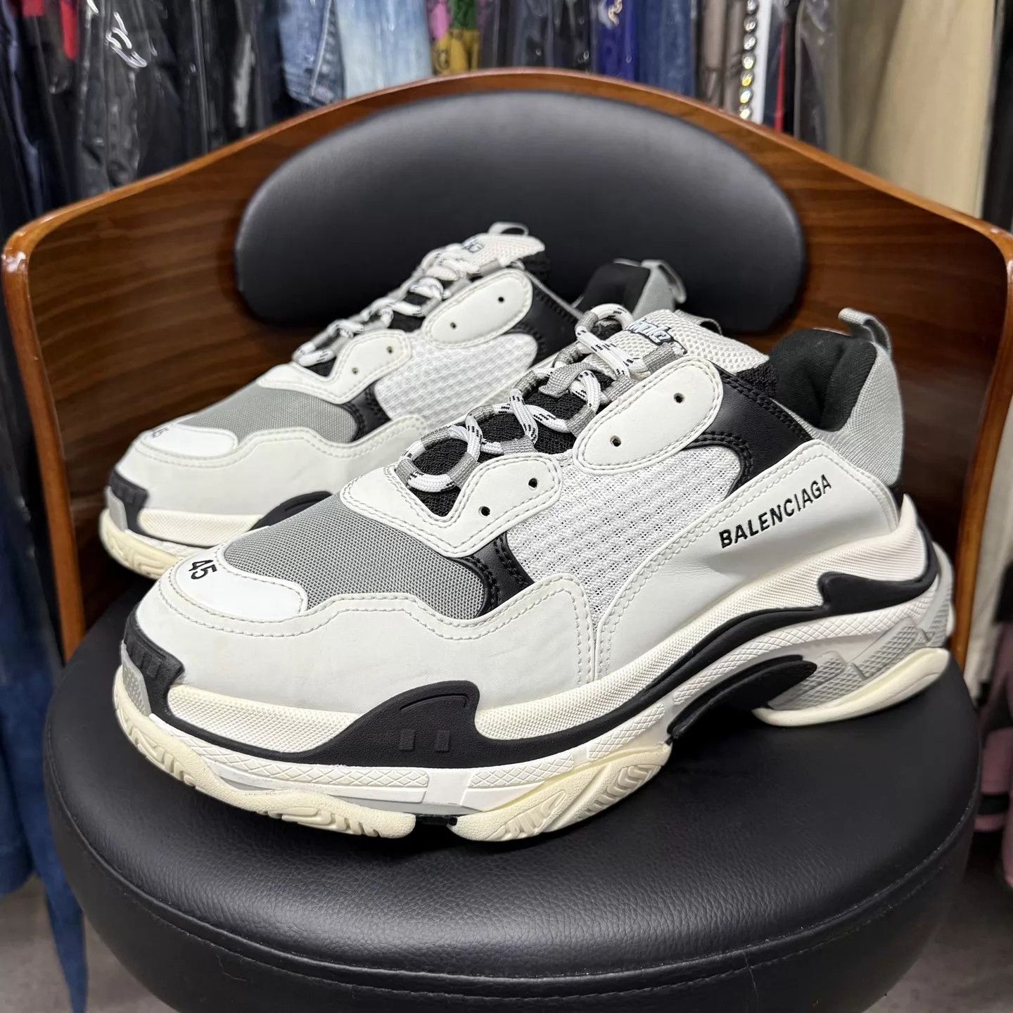 Balenciaga Balenciaga Triples Panda White Black 45 Size US 12 / EU 45 - 1 Thumbnail
