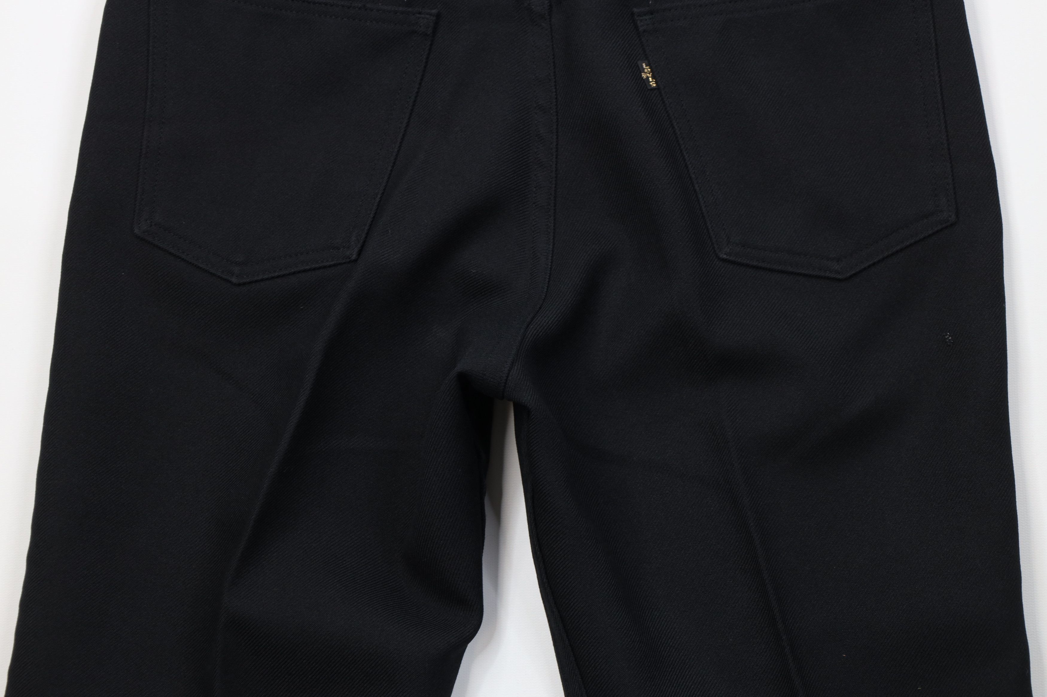 Levi's Vintage 90s Levis Flared Wide Leg Chino Pants Black USA Size US 34 / EU 50 - 12 Thumbnail