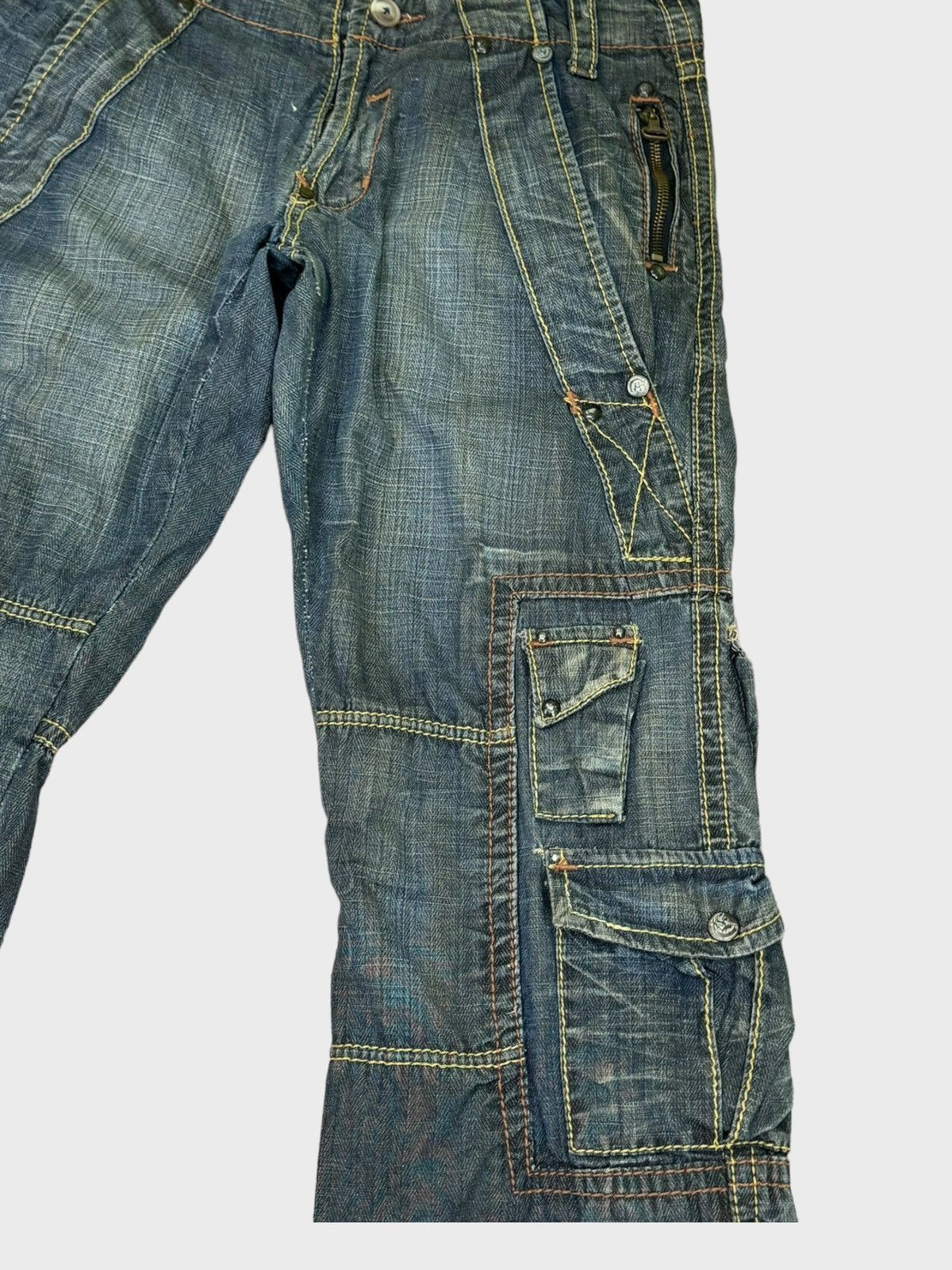 Japanese Brand EVOLUTION CARGO MULTIPOCKET DISTRESSED DENIM Size US 31 - 5 Thumbnail