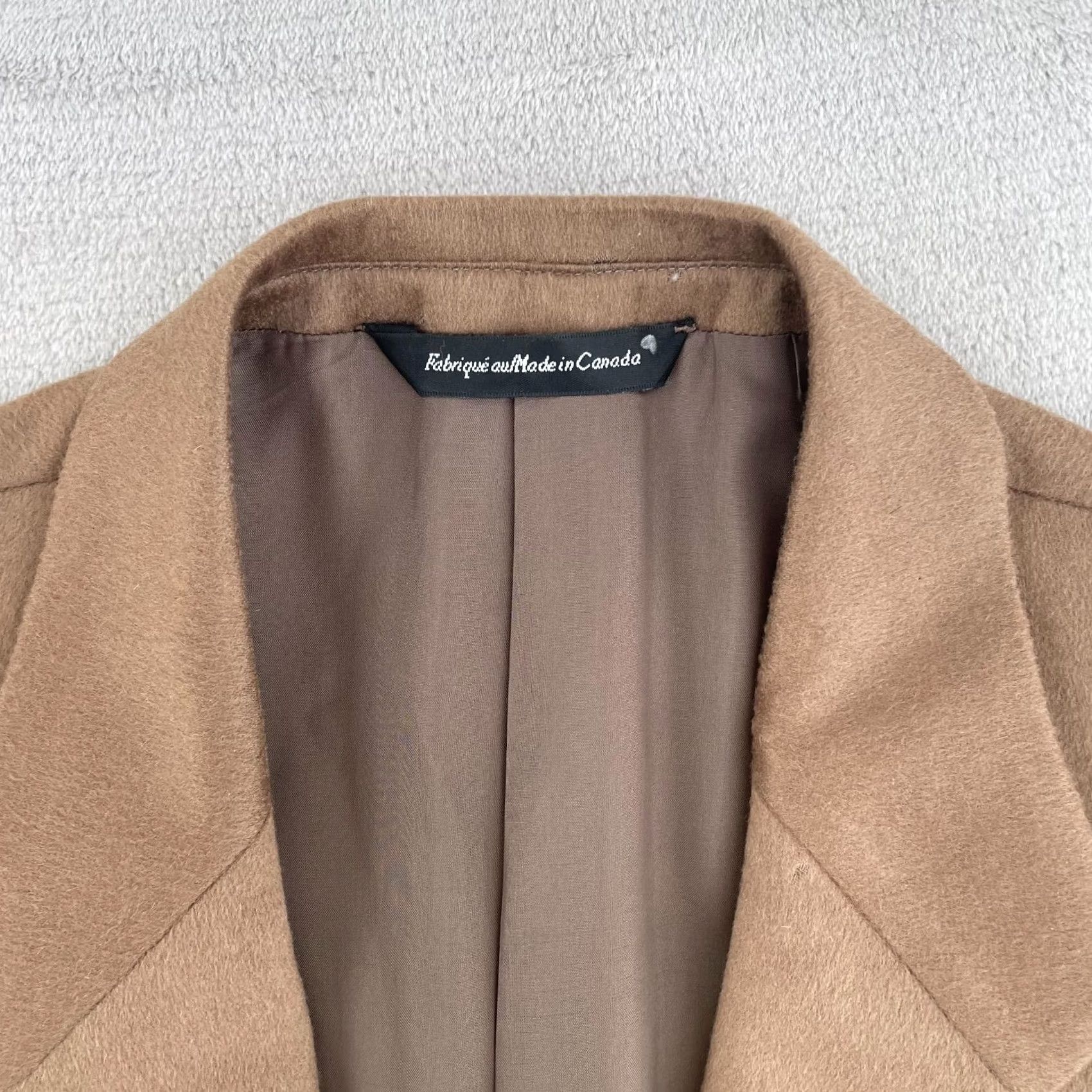 Ermenegildo Zegna VINTAGE Ermenegildo Zegna Blazer Jacket Sport Coat Men 42R Tan 100% Cashmere Designer Beige Single-Breasted 2-Button Peak Lapel Mens Blazer Coat Size 42R - 2 Thumbnail