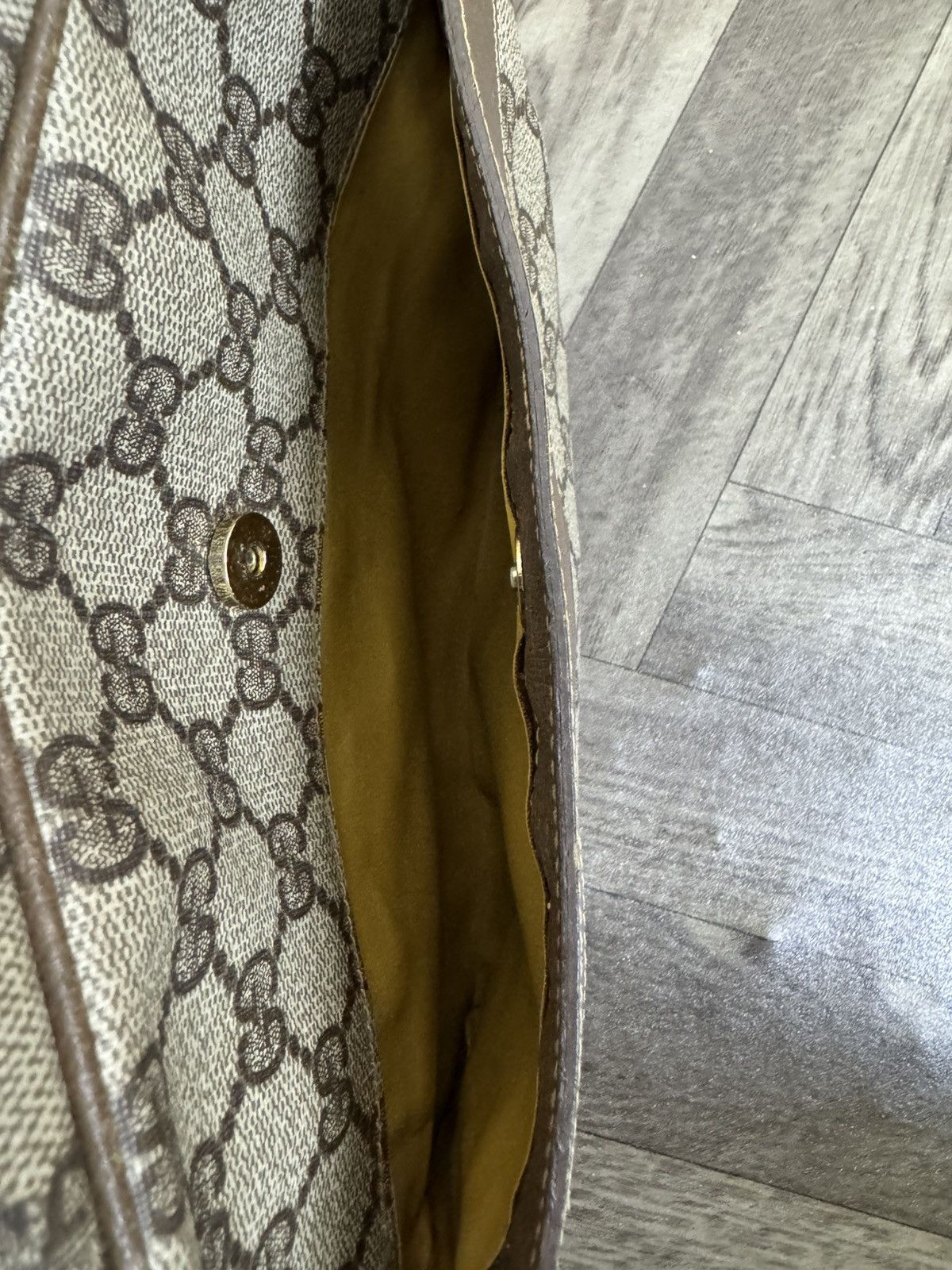 Designer × Gucci × Vintage Vintage Gucci Clutch Bag Sling Bag Size ONE SIZE - 6 Thumbnail