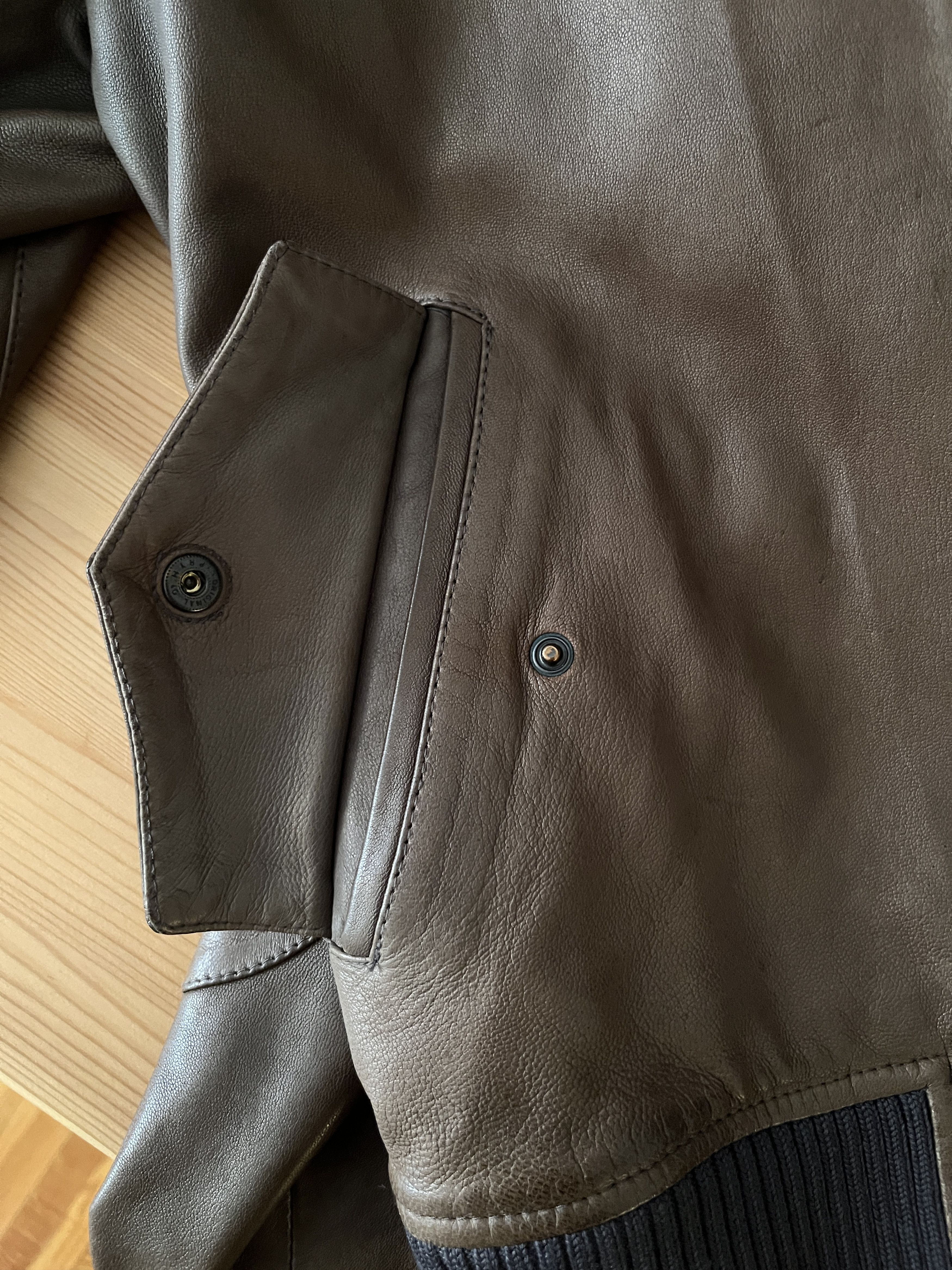 Band Of Outsiders Band of Outsiders Brown Calfskin Leather Jacket, size 1 Size US S / EU 44-46 / 1 - 9 Thumbnail
