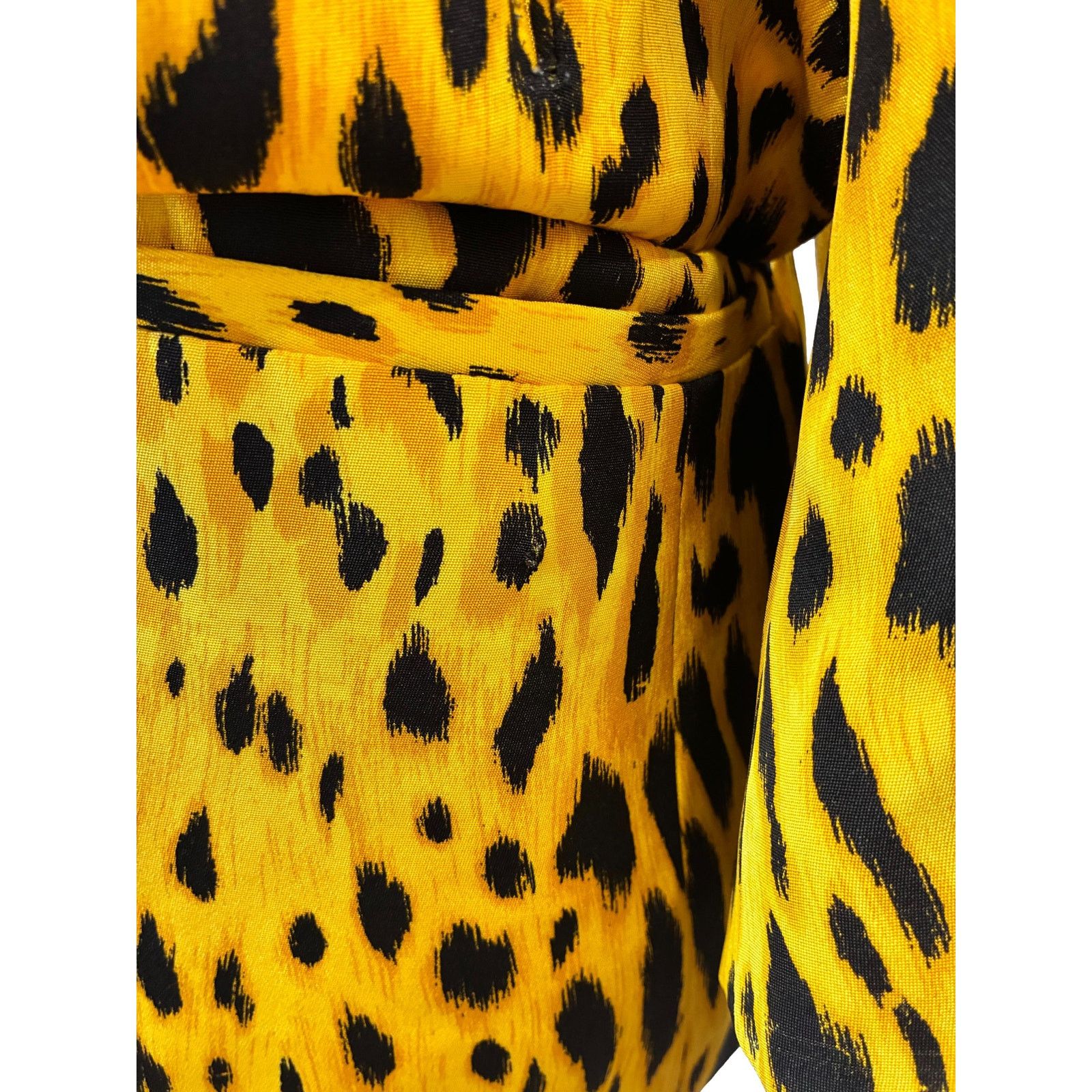 Versace × Vintage Gianni Versace Couture SS1992 Leopard Silk Blazer Size XS / US 0-2 / IT 36-38 - 16 Thumbnail