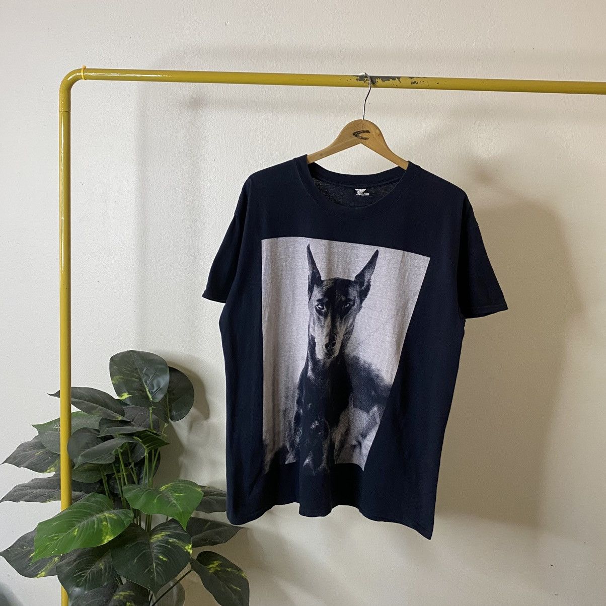 Vintage Vintage 2000s Doberman Pinscher T Shirt Size US L / EU 52-54 / 3 - 1 Thumbnail