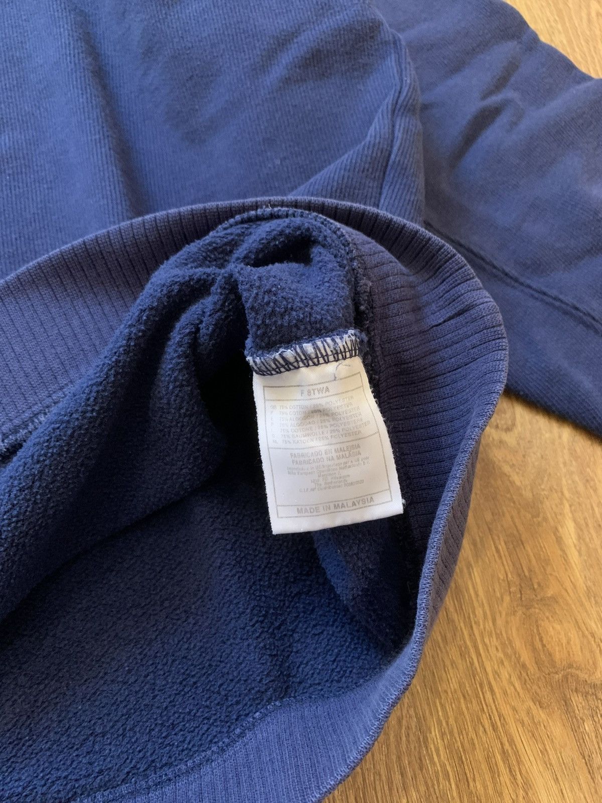 Nike × Vintage Vintage 90s Nike Swoosh Small Logo Heavyweight sweatshirt Size US L / EU 52-54 / 3 - 6 Thumbnail