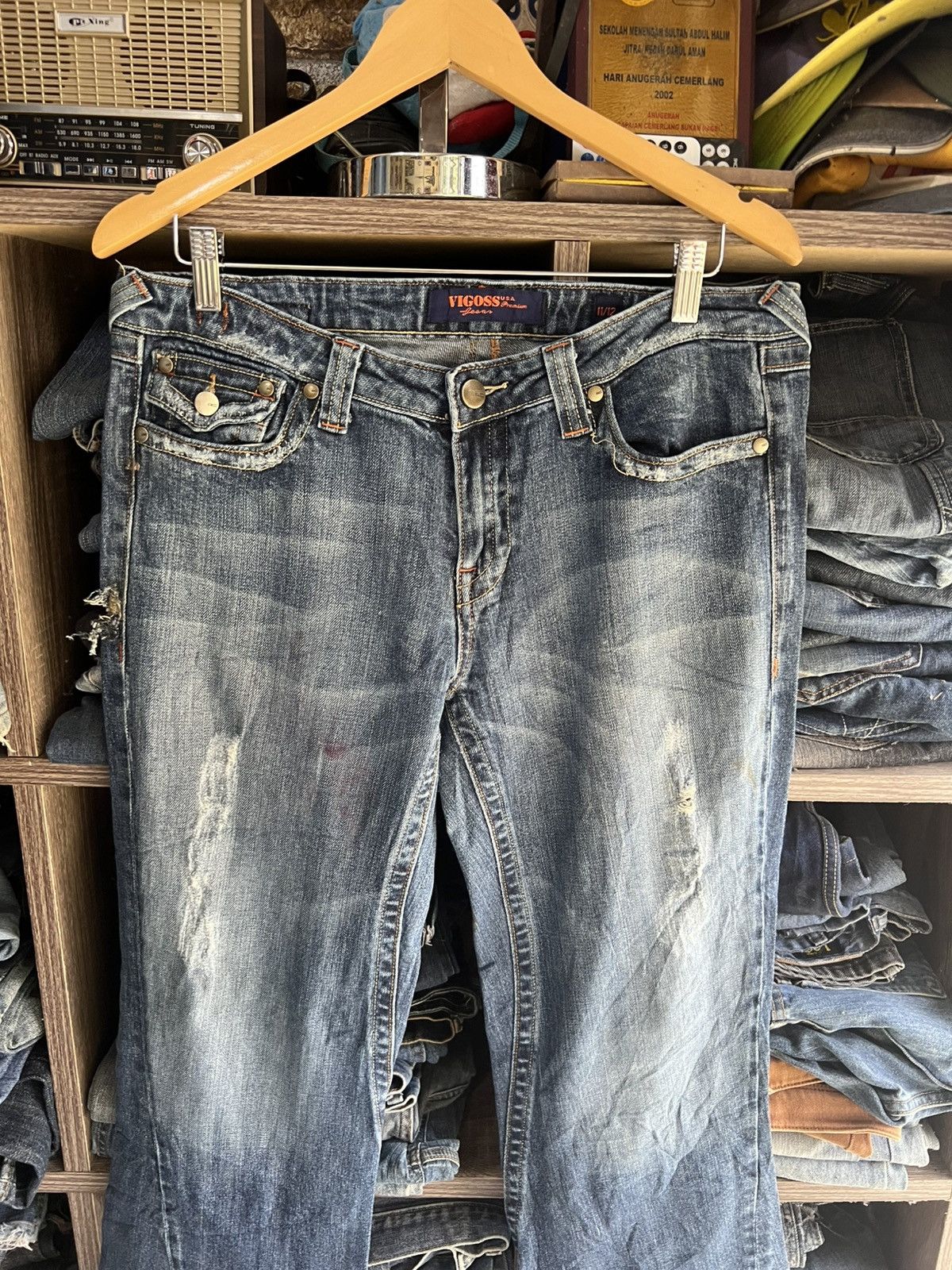 Other 🔥Rare Vigoss Jeans Wide Leg Distressed Denim Size US 35 - 3 Thumbnail