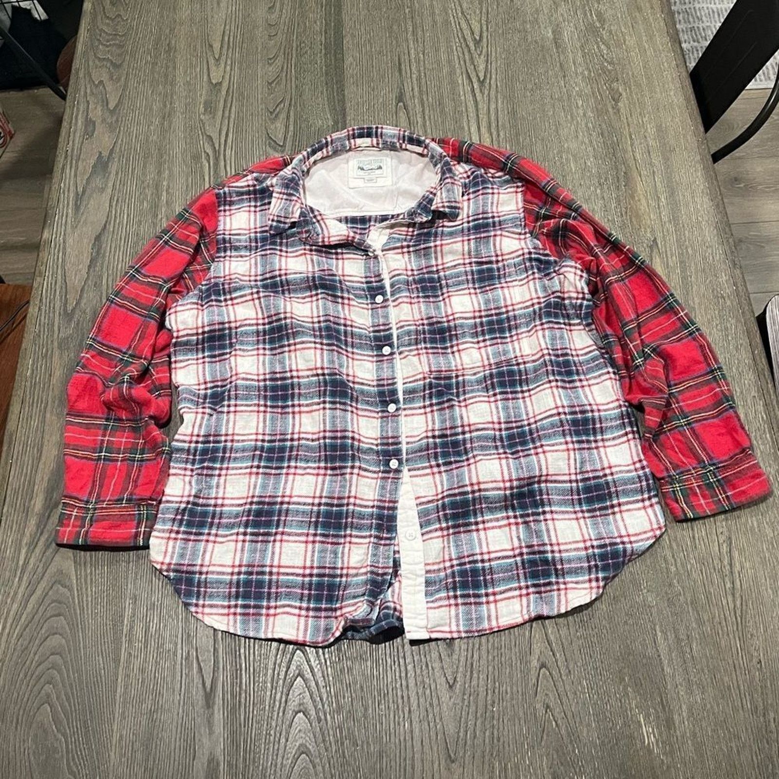 American Eagle Outfitters American Eagle Shacket Button Front Long Sleeve Collated L Size L / US 10 / IT 46 - 1 Thumbnail