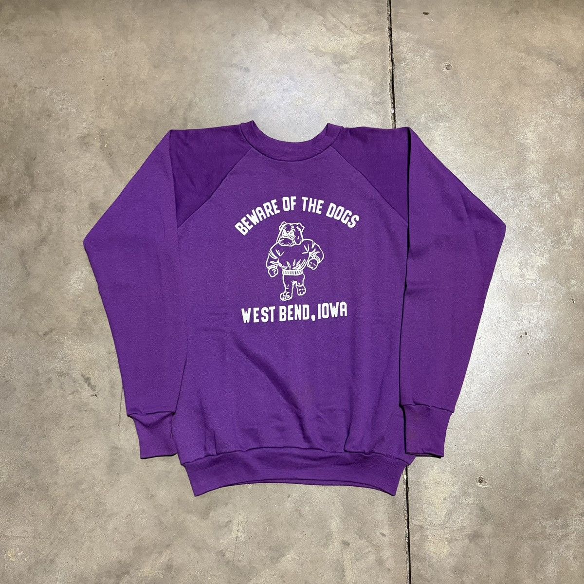 Vintage Vintage 80s Healthknit Crewneck Sweatshirt Raglan Bull Dogs Size US XL / EU 56 / 4 - 1 Thumbnail