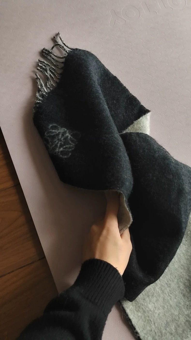 Loewe LOEWE Lamb scarf, dark grey with greyish white Size ONE SIZE - 1 Thumbnail