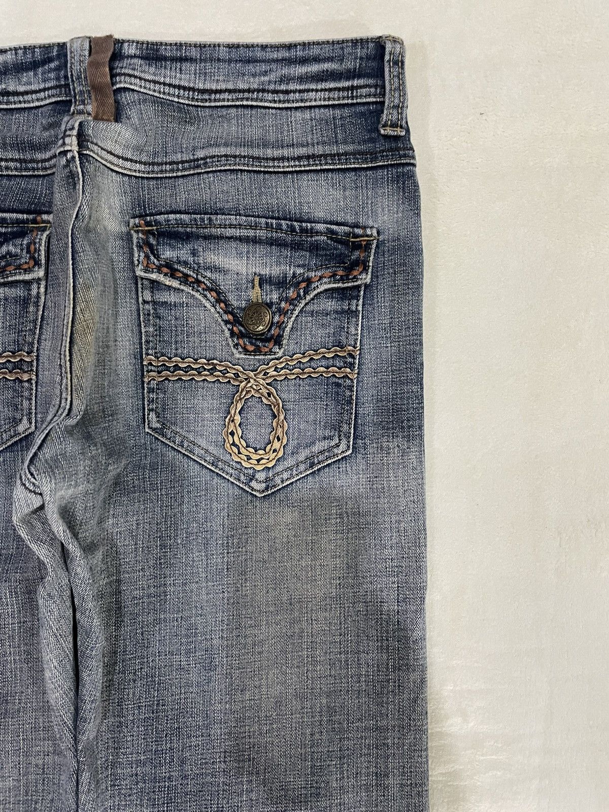 Japanese Brand Vintage Japanese Brand Faded Denim Jeans Size US 33 - 12 Thumbnail