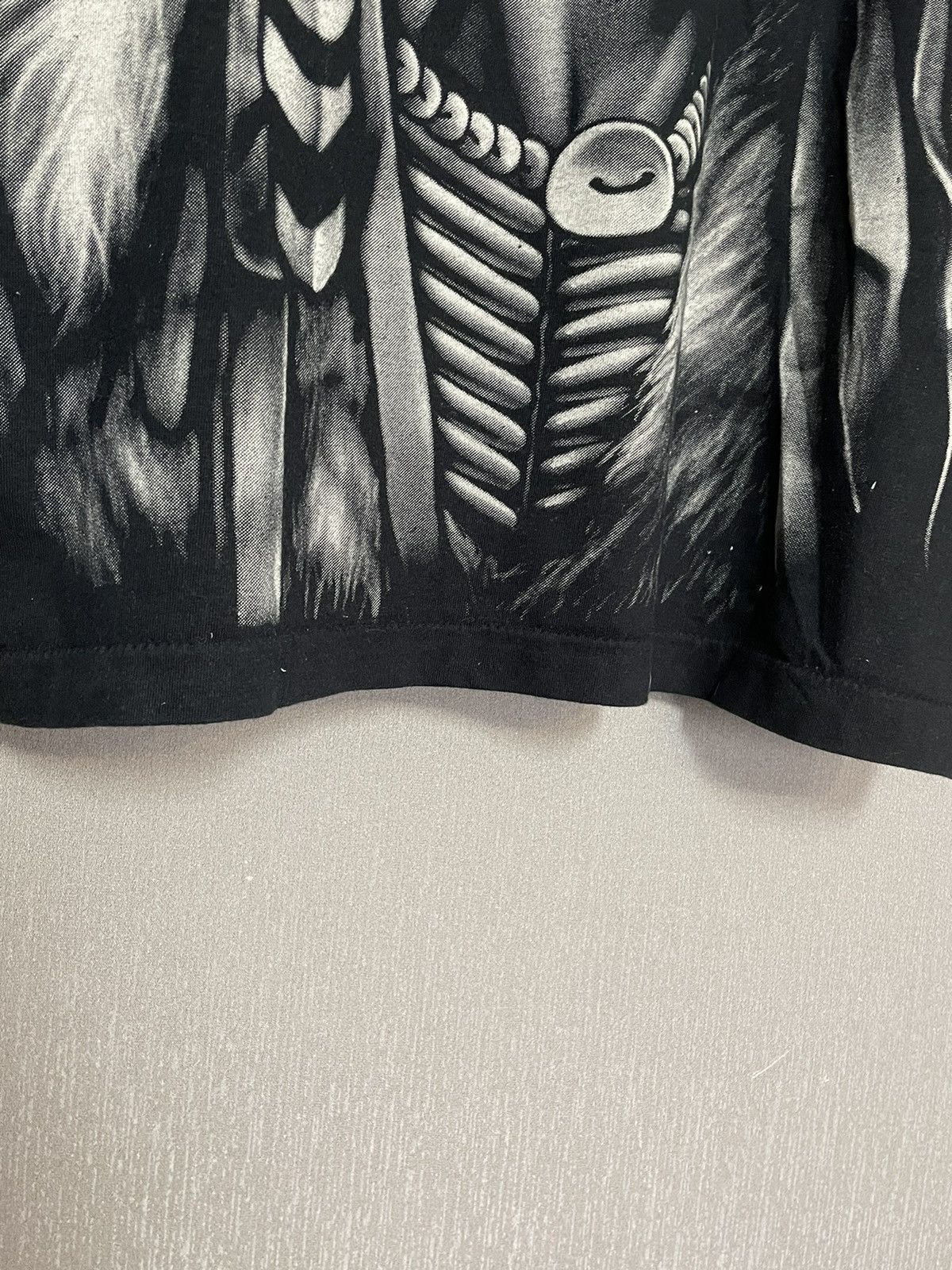 Vintage Vintage Cropped Single Stitch Native American T-shirt Size US L / EU 52-54 / 3 - 12 Thumbnail