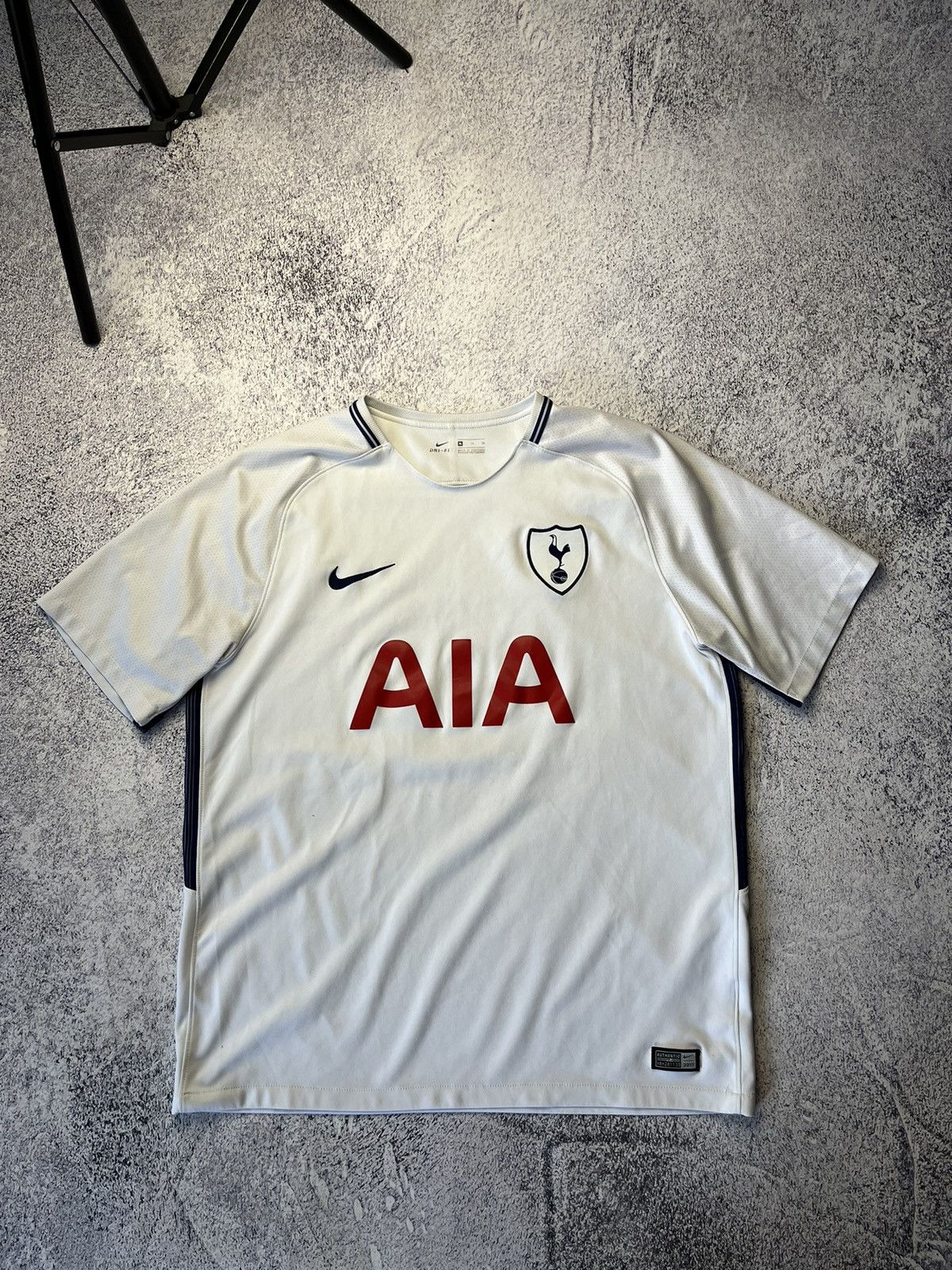 Nike TOTTENHAM HOTSPUR 2017/2018 HOME FOOTBALL SHIRT NIKE Size US XL / EU 56 / 4 - 1 Thumbnail