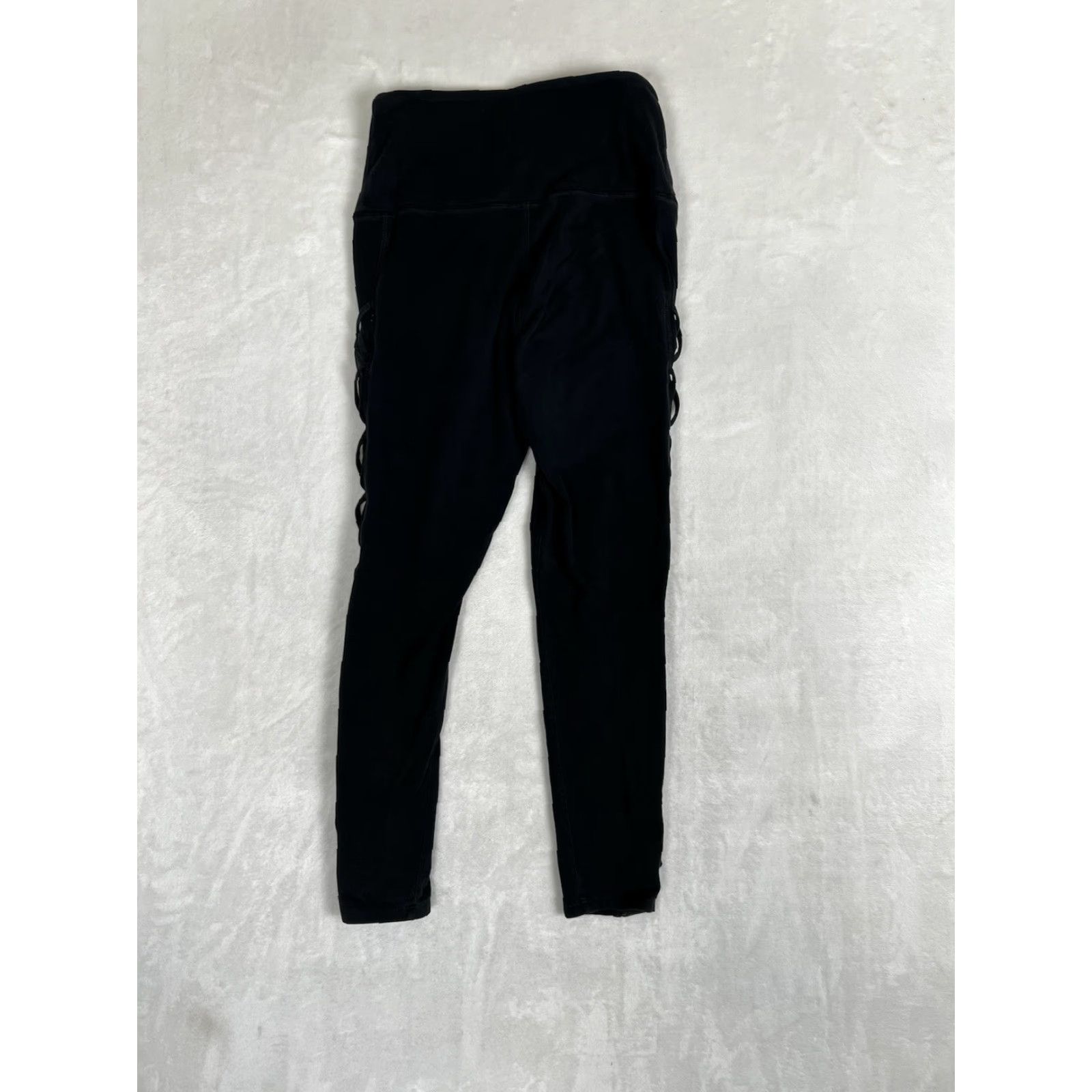 Victoria's Secret Victoria's Secret PINK Fresno State Bulldogs Black Yoga Pants Capri Size 28" / US 6 / IT 42 - 6 Thumbnail