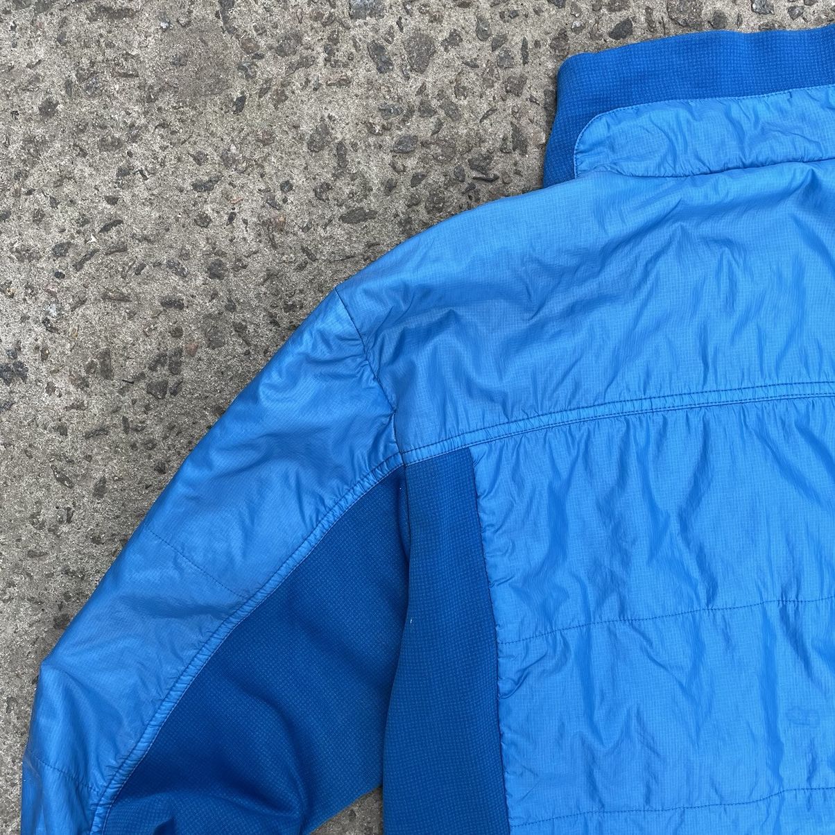 Rab Luxury Rab Light Jacker Microlight Pertex Windbreaker size m Size US M / EU 48-50 / 2 - 9 Thumbnail
