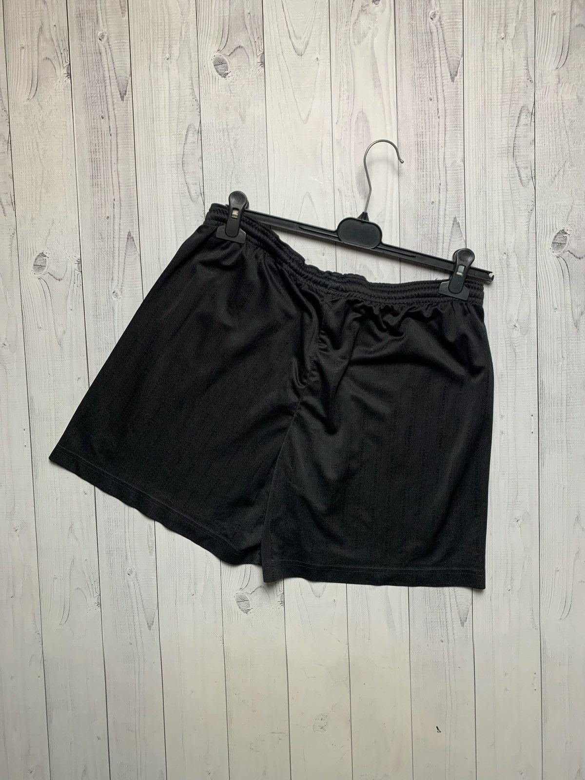 Umbro × Vintage Vintage Umbro soccer shorts monogram size XL black Size US 36 / EU 52 - 5 Thumbnail