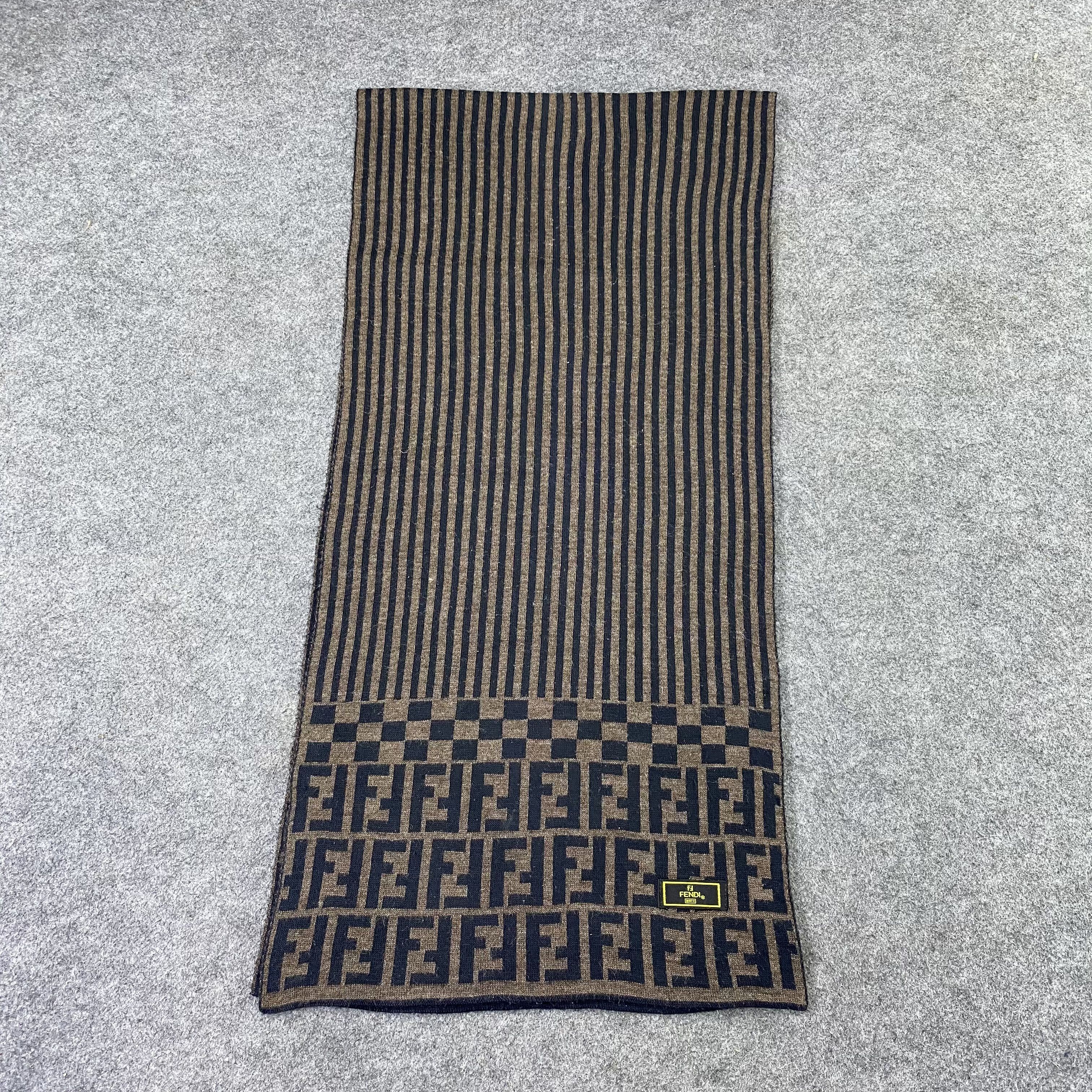 Fendi Fendi Muffler / Scarf / Neckwear - T1342 Size ONE SIZE - 2 Thumbnail