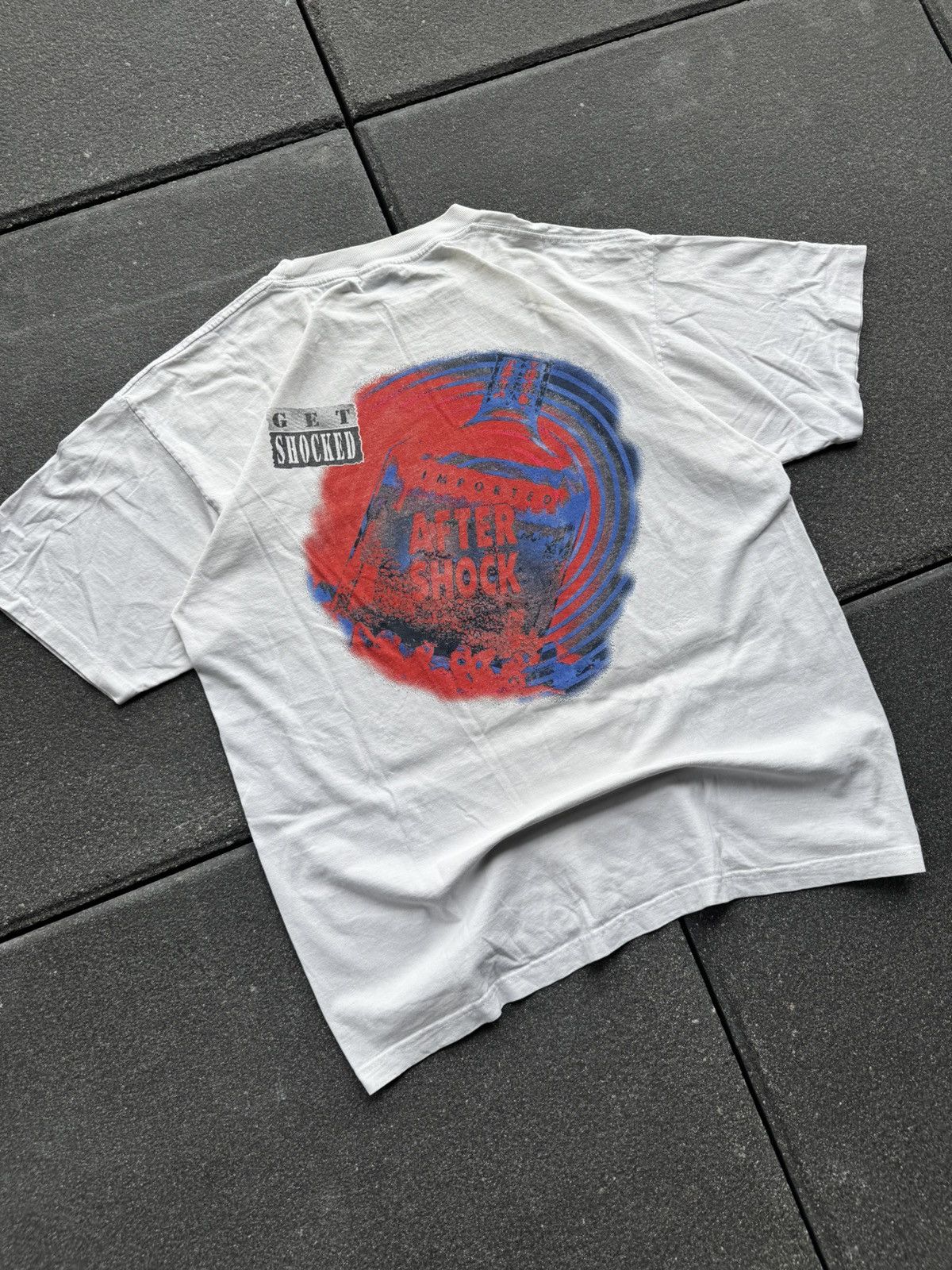 Fruit Of The Loom CRAZY VINTAGE AFTERSHOCK GRAPHIC TEE Size US XL / EU 56 / 4 - 1 Thumbnail