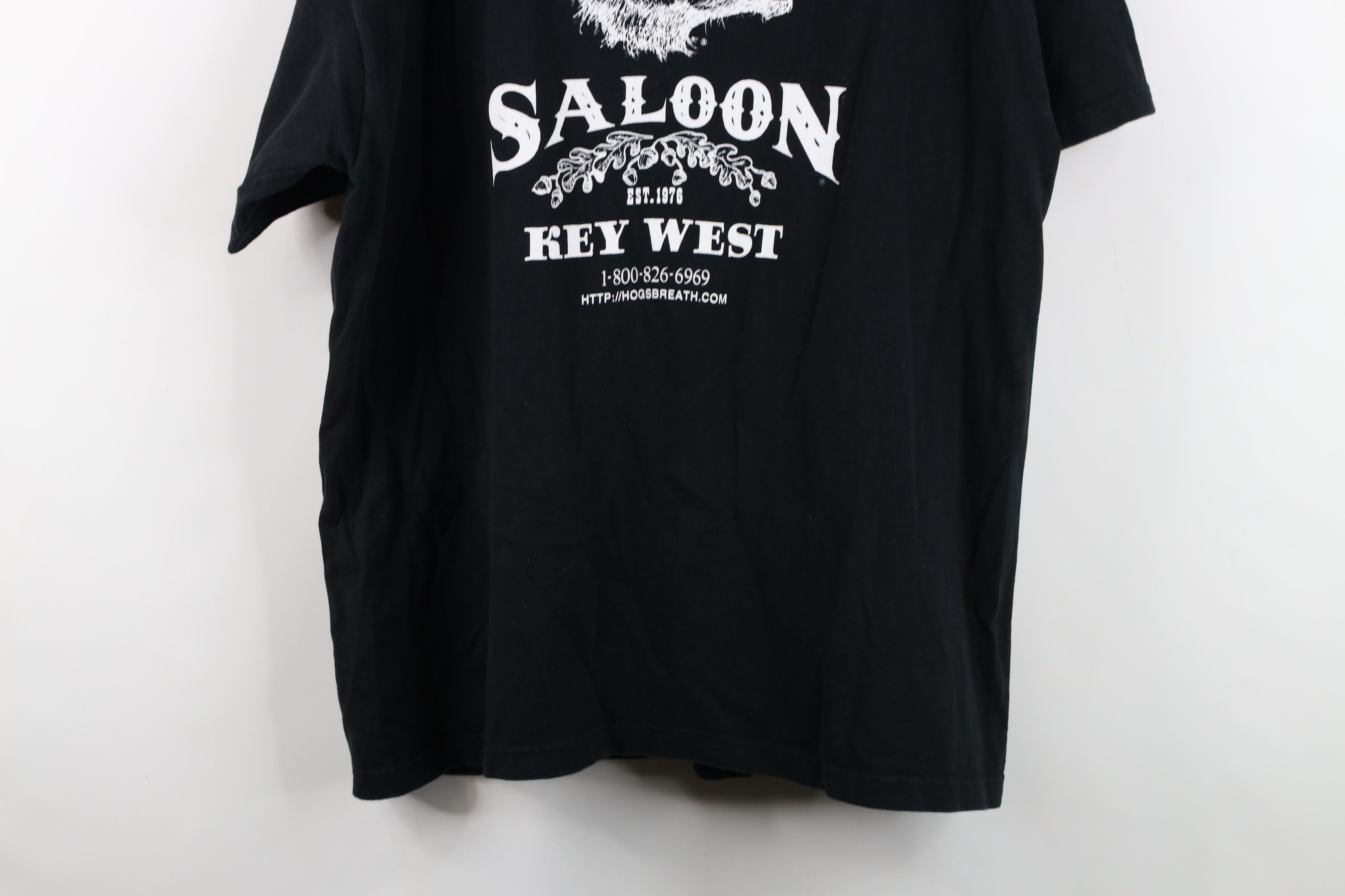 Vintage Vintage Spell Out Hogs Breath Saloon Short Sleeve T-Shirt Size US XL / EU 56 / 4 - 16 Thumbnail