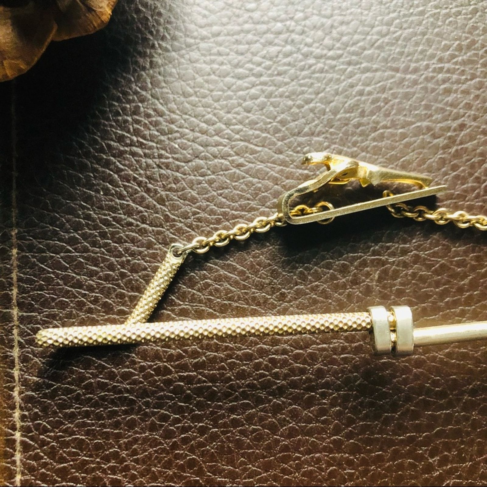 Vintage Vintage men’s gold tone expandable tie bar clip Size ONE SIZE - 3 Thumbnail