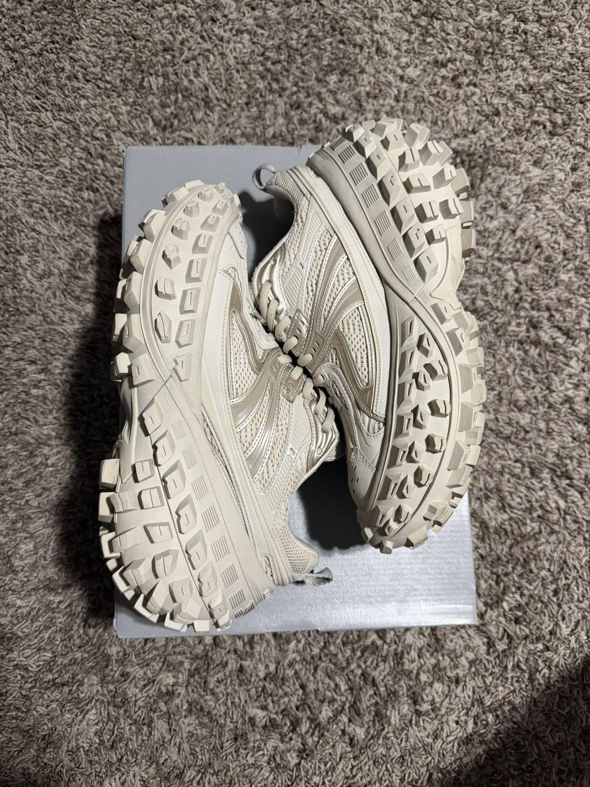 Balenciaga Balenciaga defender size41 used 4 times Size US 9.5 / EU 42-43 - 1 Thumbnail