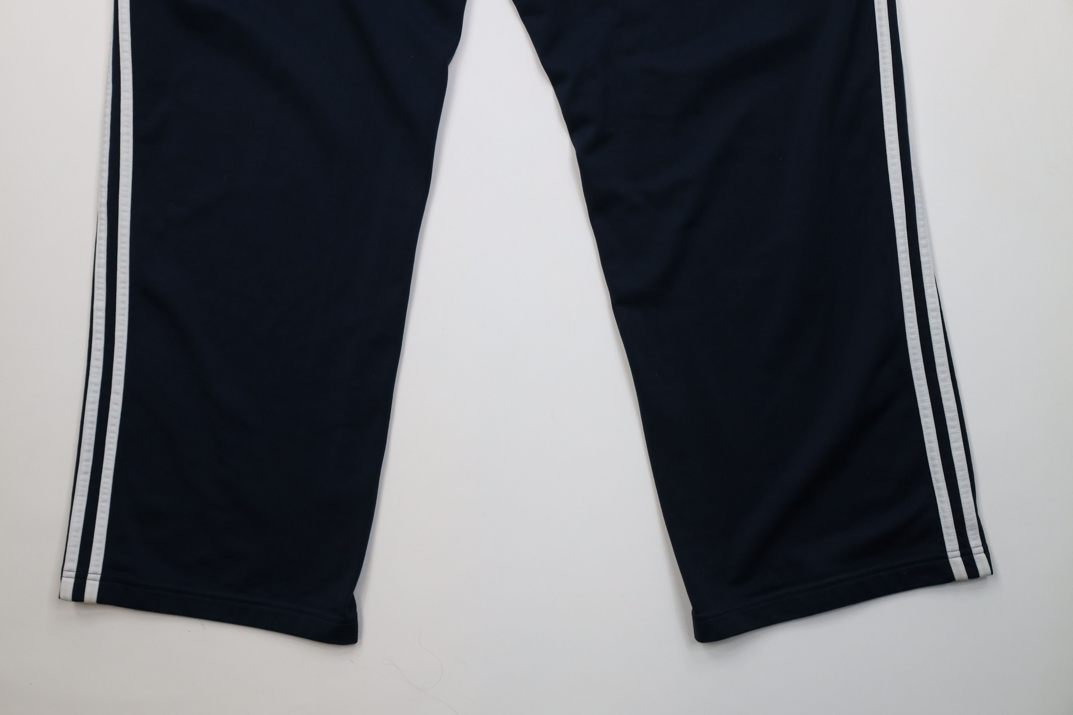 Adidas Vintage Y2K Adidas Wide Leg Sweatpants Pants Navy Blue Size US 38 / EU 54 - 12 Thumbnail