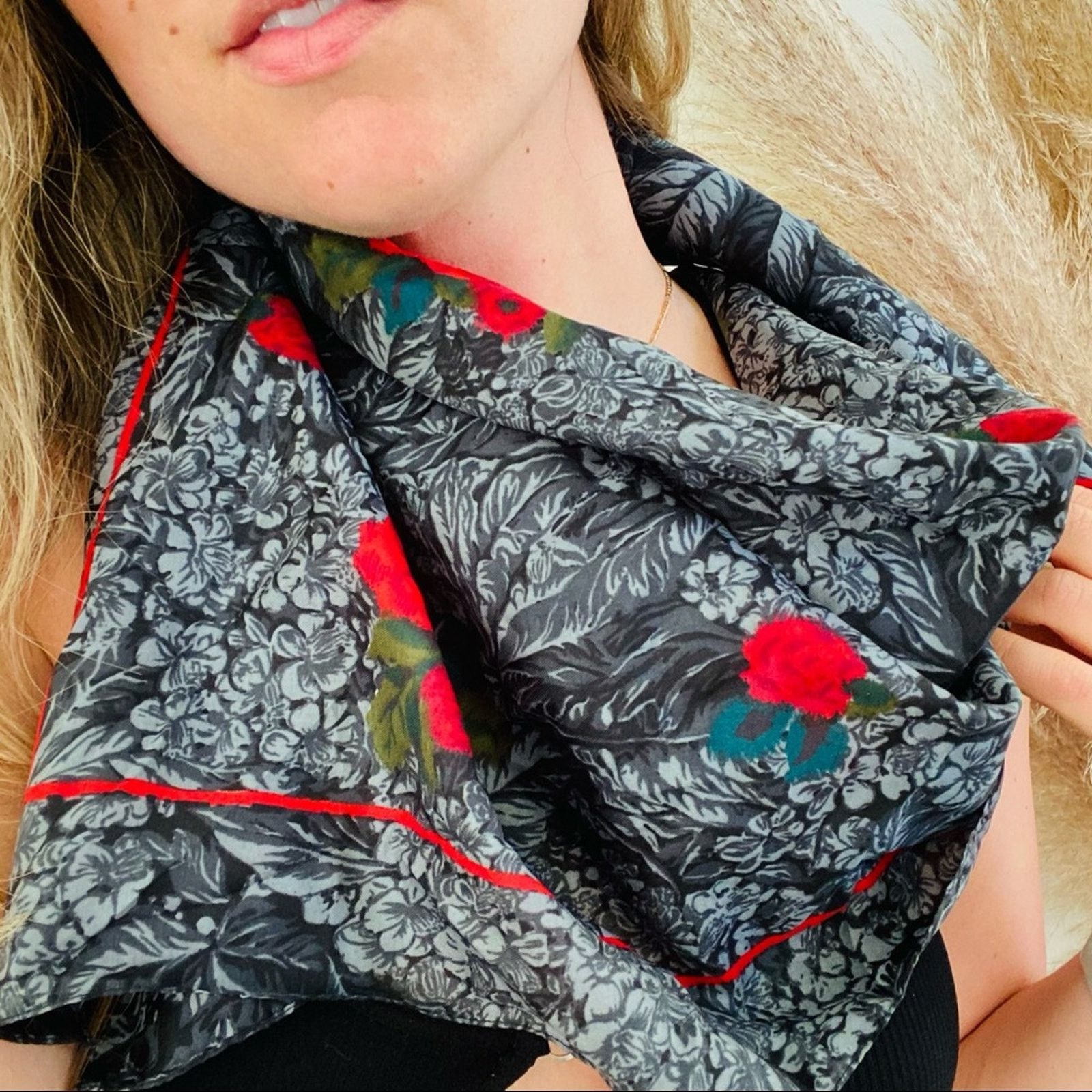Vintage VINTAGE Dark Light Grey Black Red Floral Printed Scarf Wrap Size ONE SIZE - 1 Thumbnail