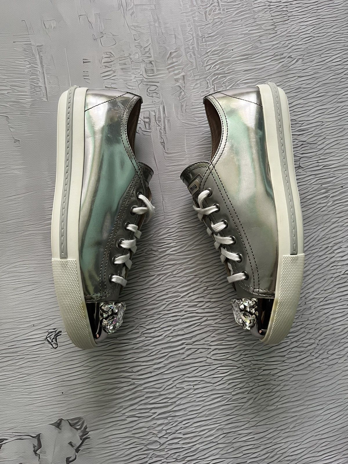 Miu Miu Miu Miu Silver Patent Leather Crystal Low-Top Sneakers Size US 10 / IT 40 - 3 Thumbnail