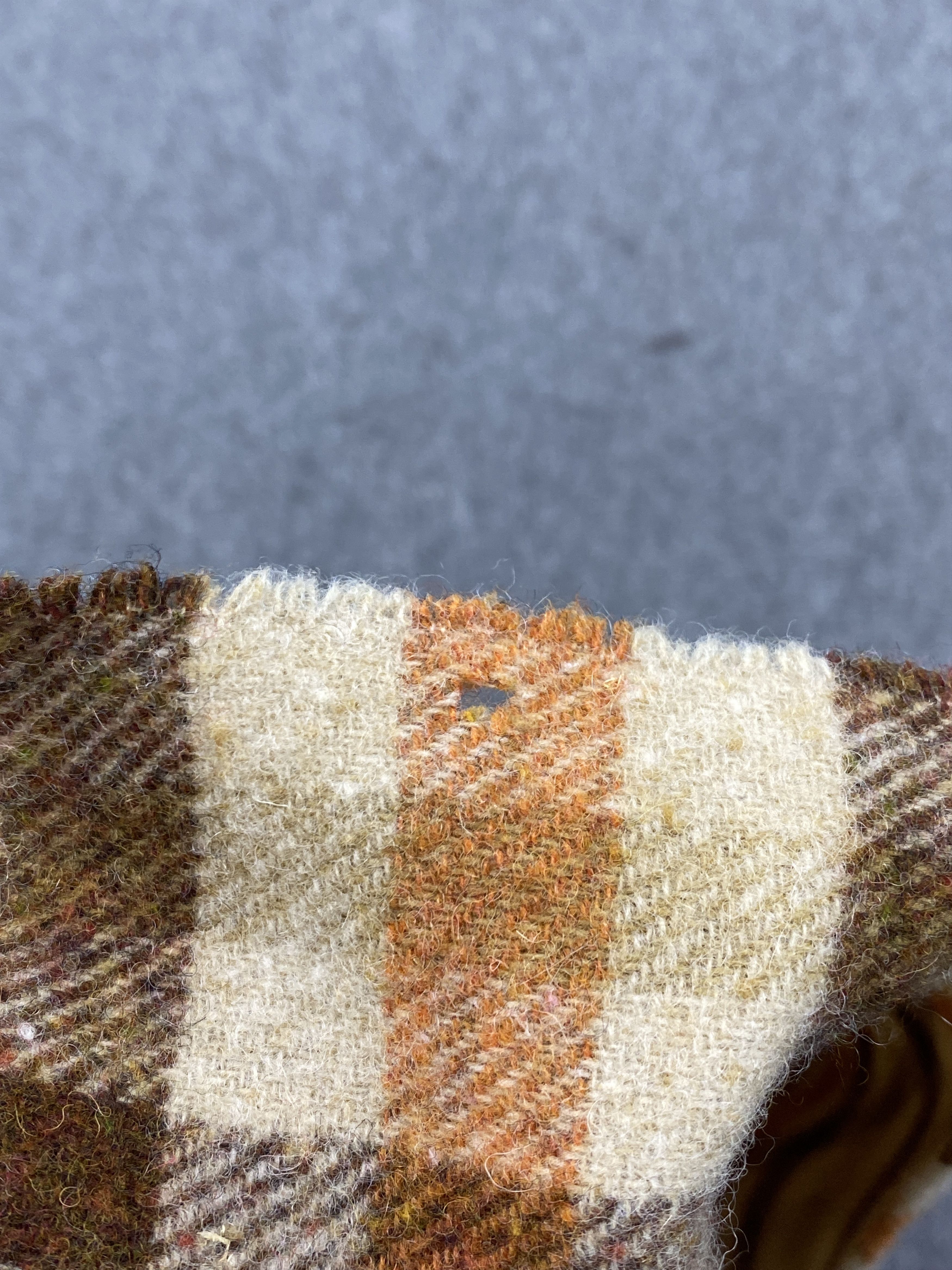 Johnstons Of Elgin Johnstons Of Elgin Scarf / Muffler / Neckwear SC0270 Size ONE SIZE - 9 Thumbnail