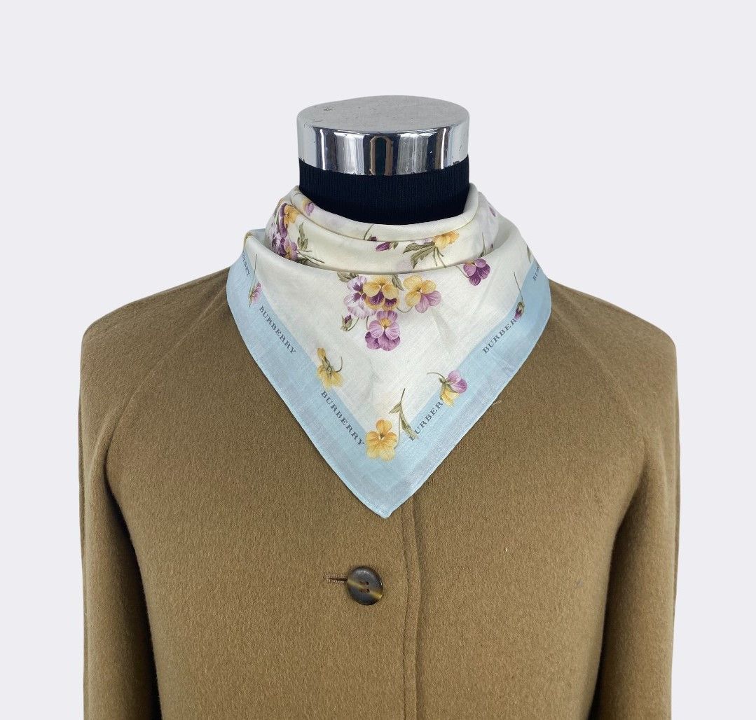Burberry Vintage Burberry Handkerchief Neckerchief Bandana H276R Size ONE SIZE - 2 Thumbnail
