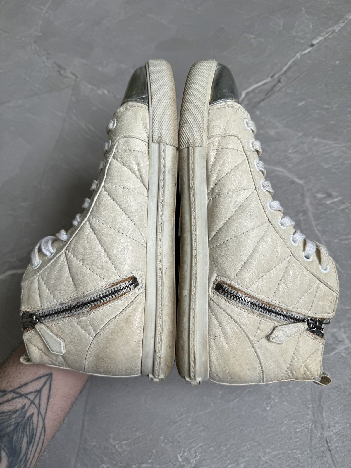 Miu Miu Miu Miu Hi Tip Sneakers Pointed Toe Leather Distressed Size US 6.5 / IT 36.5 - 14 Thumbnail