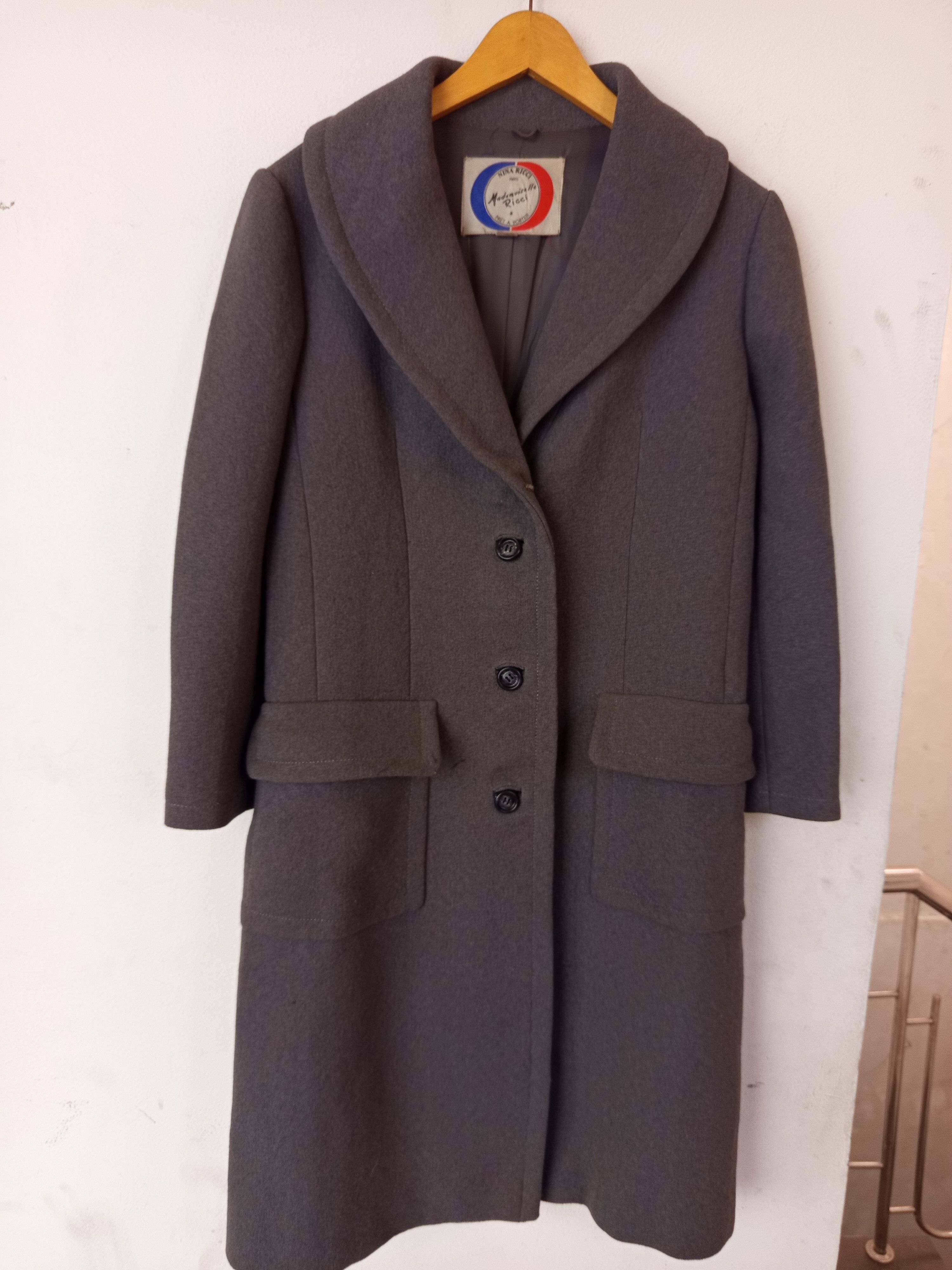Nina Ricci 1960s Nina Ricci Mademoiselle Wool Coat Size M / US 6-8 / IT 42-44 - 3 Thumbnail