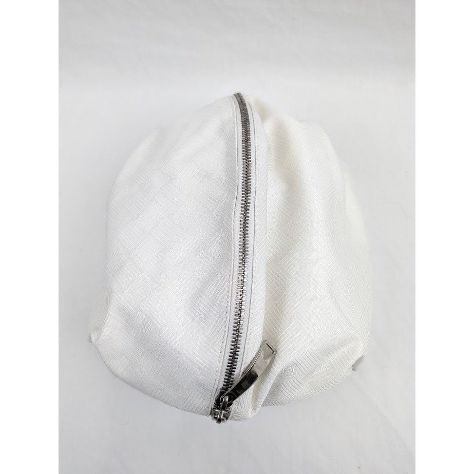 Bottega Veneta o1rshd1 Size: OS / Jacquard Pouch in White/Silver Size ONE SIZE - 2 Thumbnail